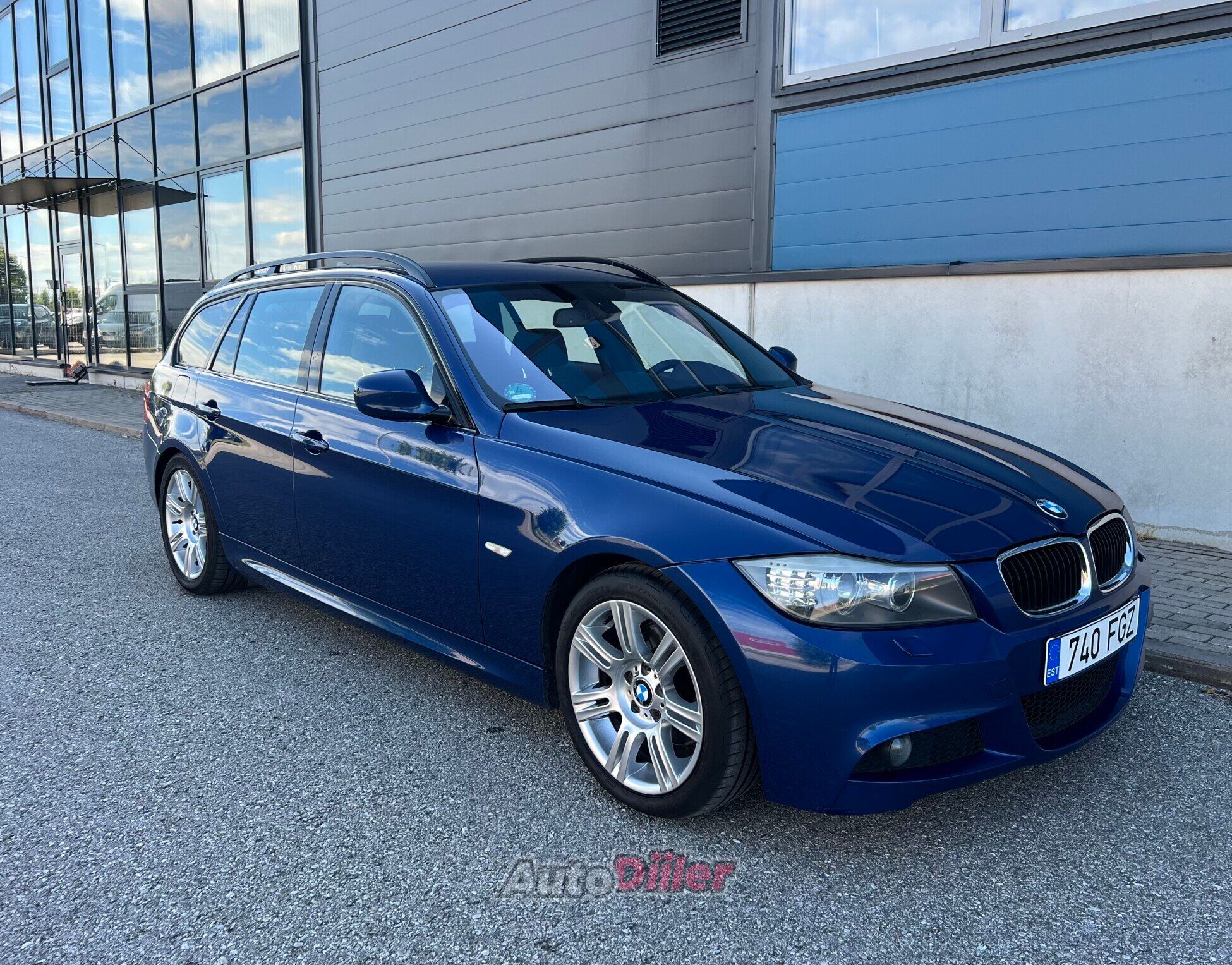 BMW 320 M-Pakett 2.0 130kW 2009, kuva 2/6