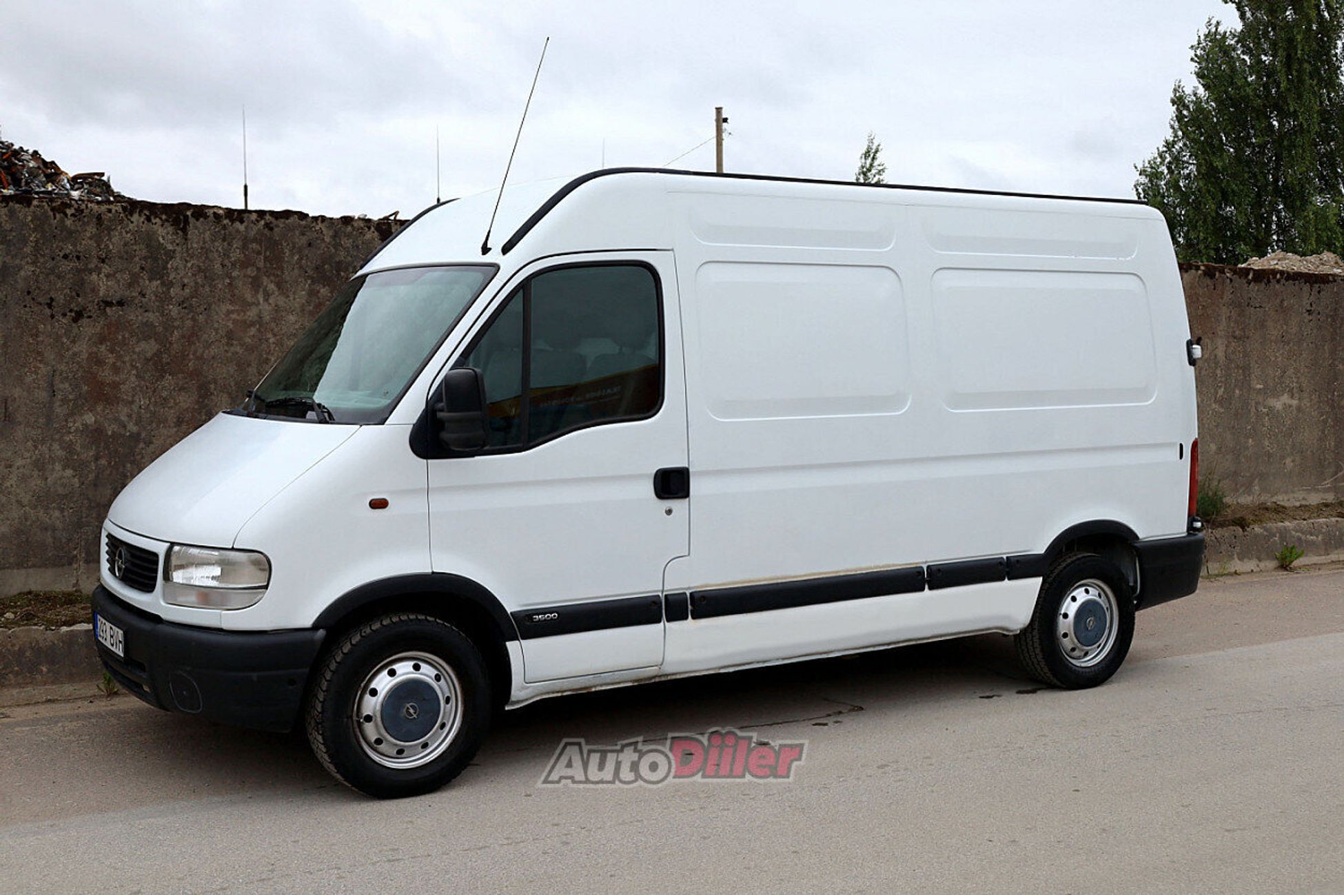 Opel Movano 2.5 84kW 2003, kuva 2/8