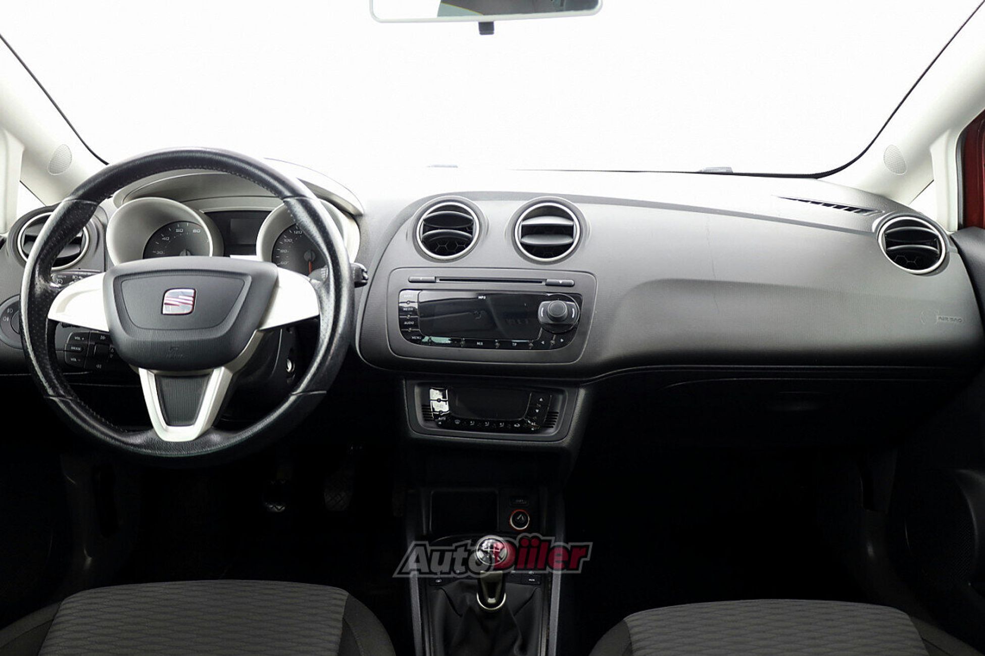 SEAT Ibiza 1.2 77kW 2011, kuva 5/8