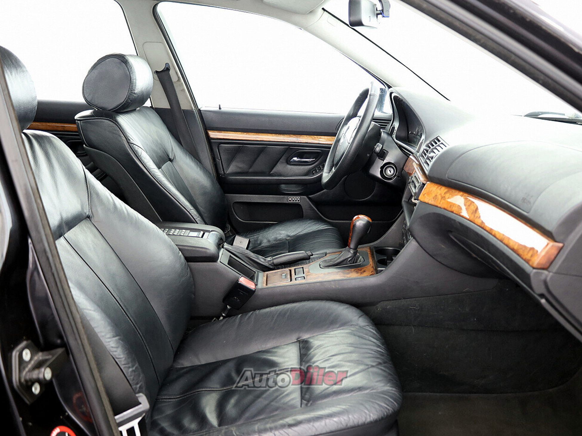 BMW 523 2.5 125kW 1998, kuva 6/9