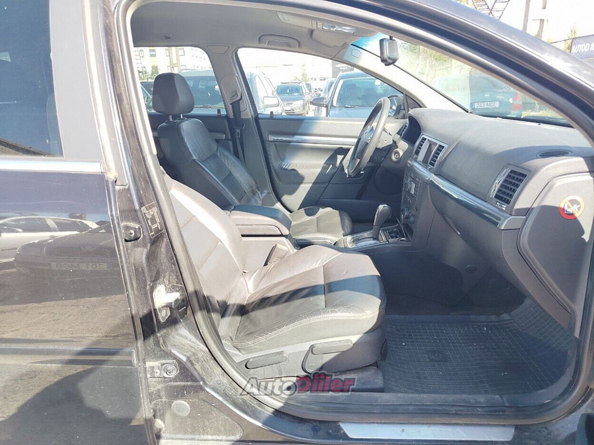 Opel Vectra 1.9 110kW 2008, kuva 6/7