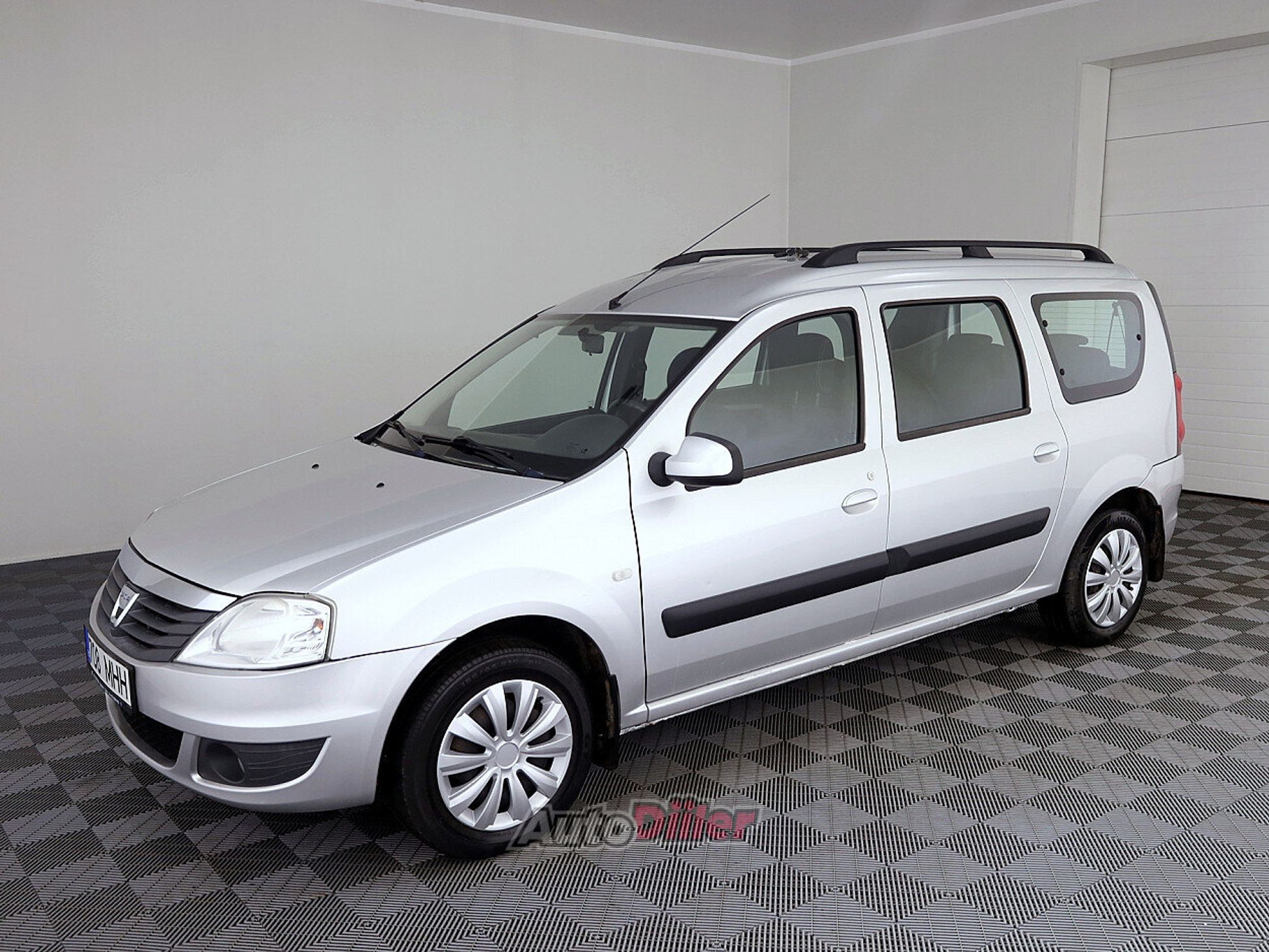 Dacia Logan 1.6 77kW 2012, kuva 2/8