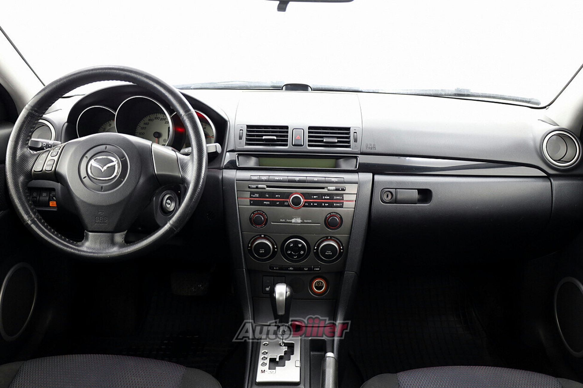 Mazda 3 1.6 77kW 2007, kuva 5/8
