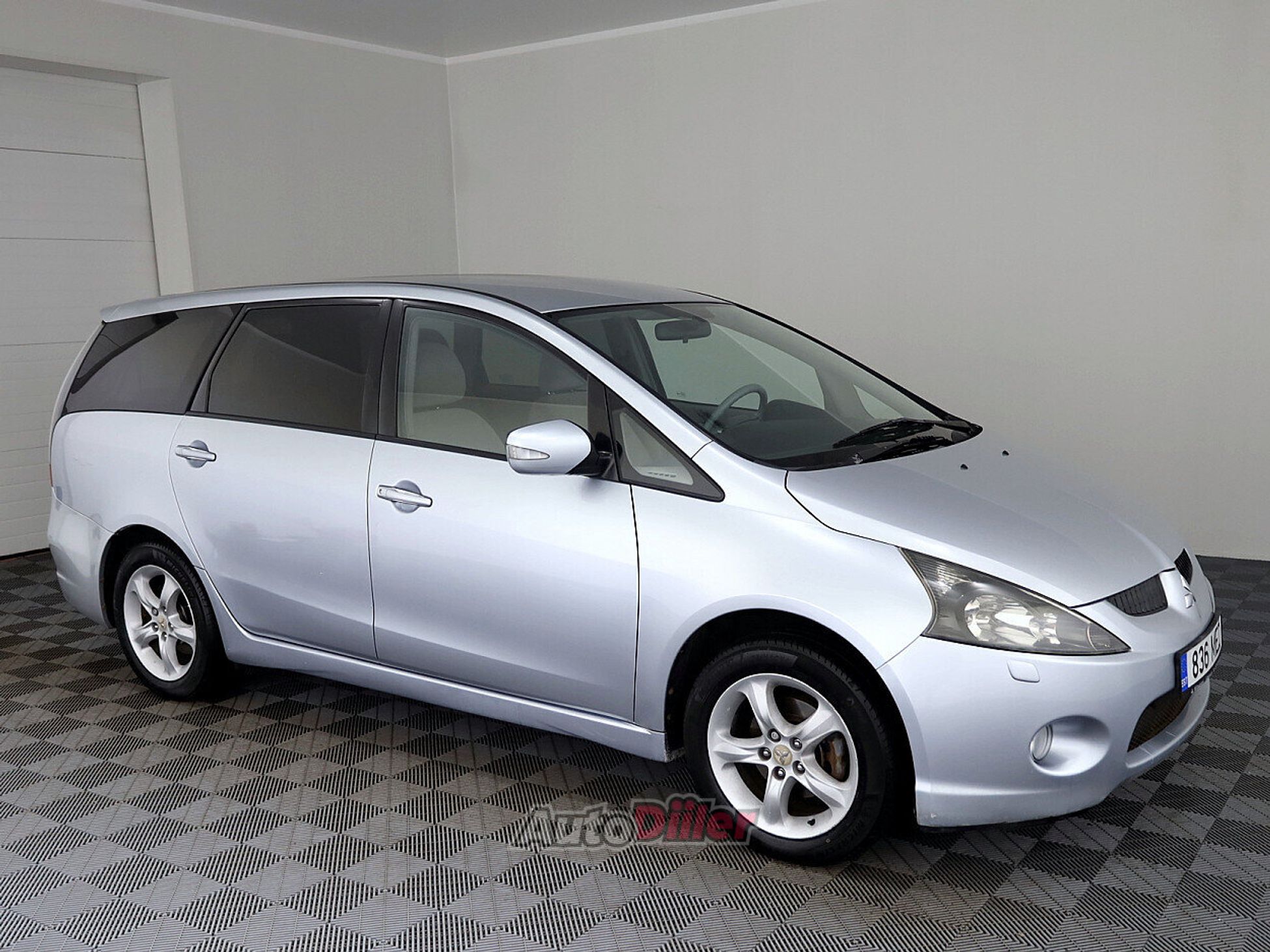 Mitsubishi Grandis