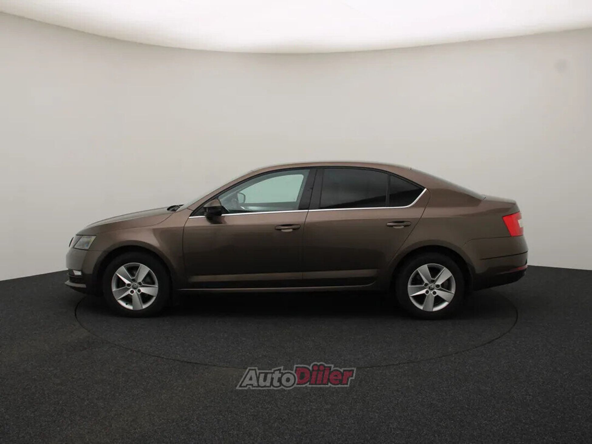 Skoda Octavia Ambition 1.6 85kW 2018, kuva 6/10