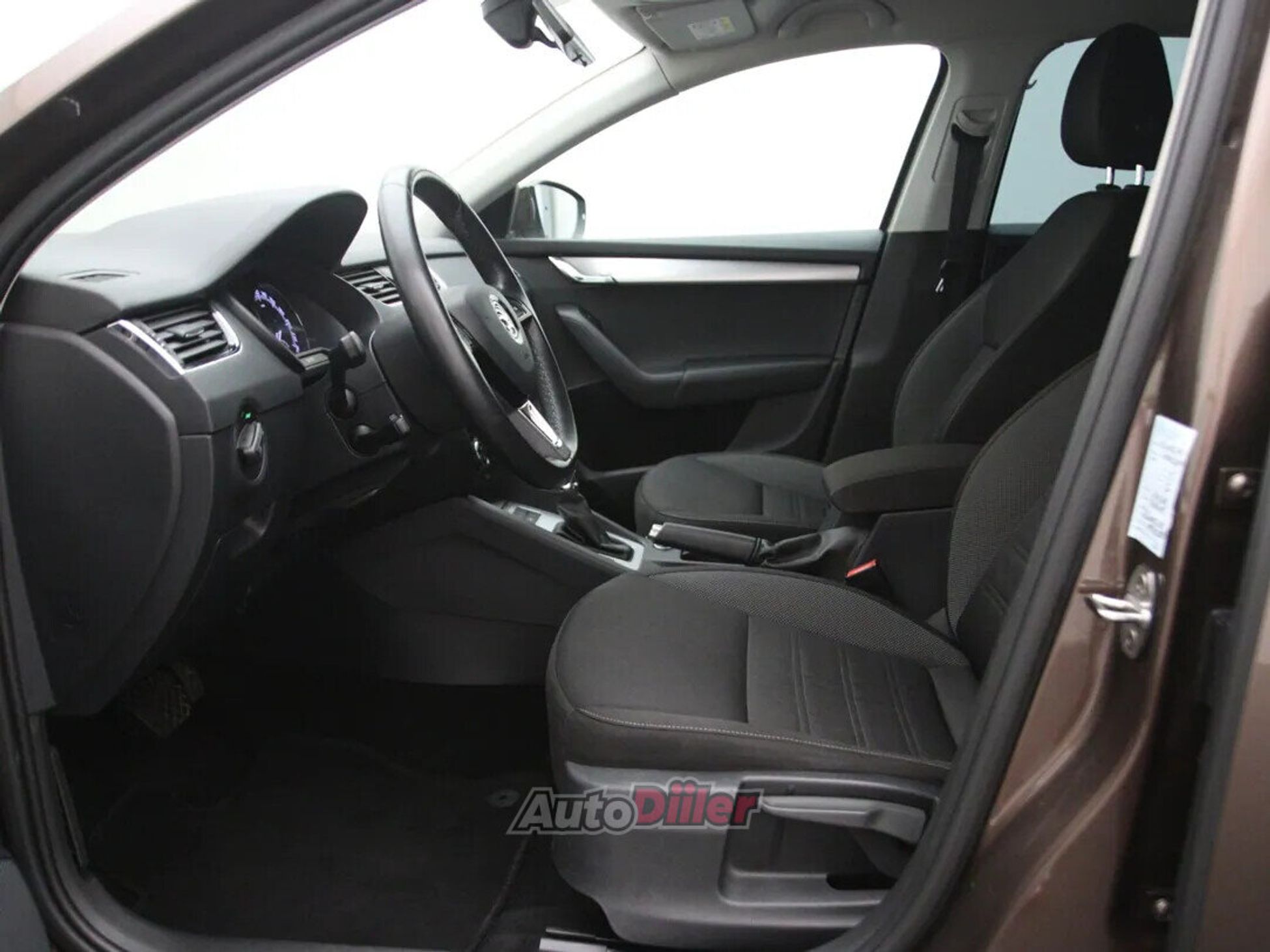 Skoda Octavia Ambition 1.6 85kW 2018, kuva 4/10