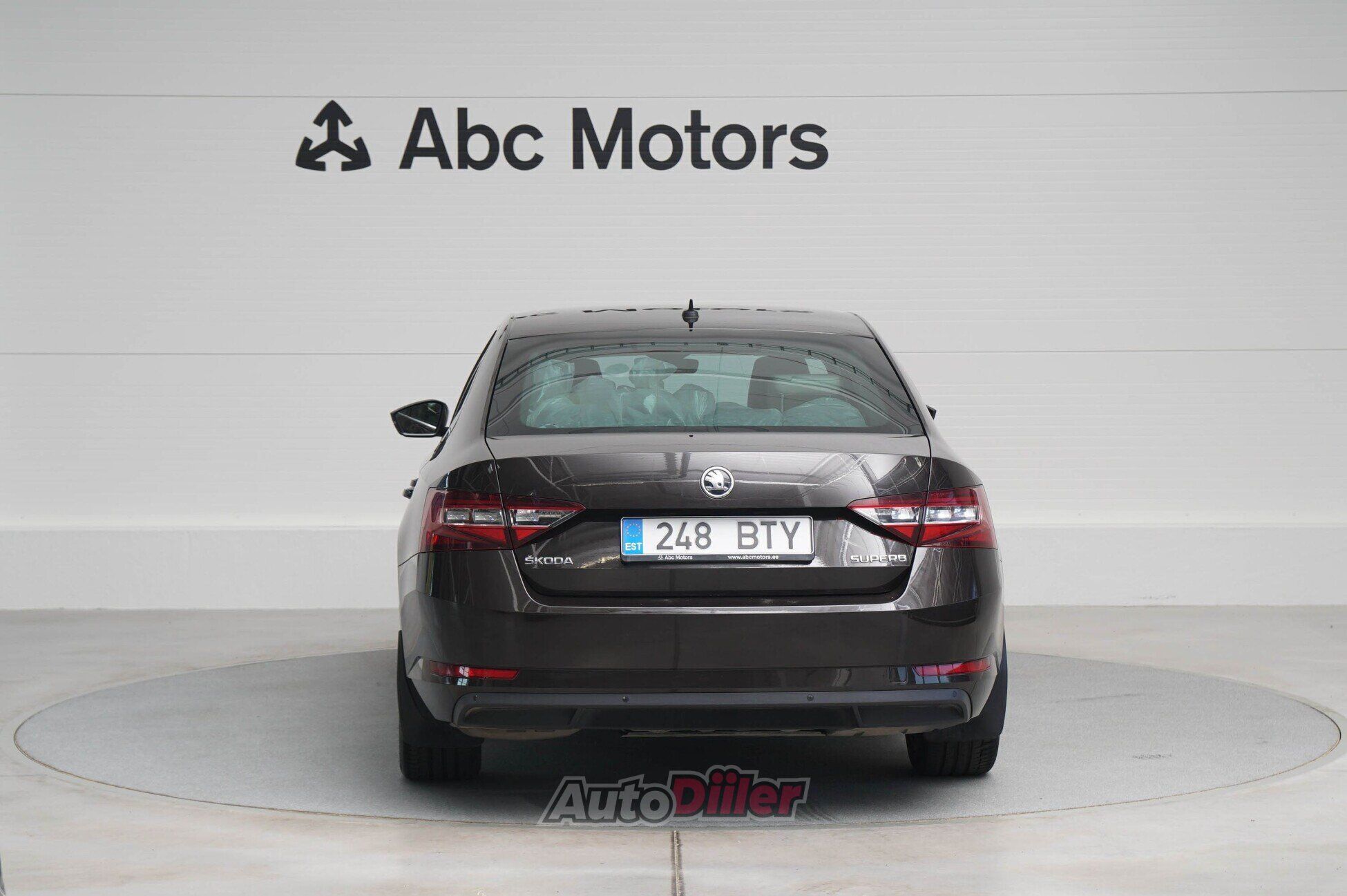 Skoda Superb 2017, kuva 4/10