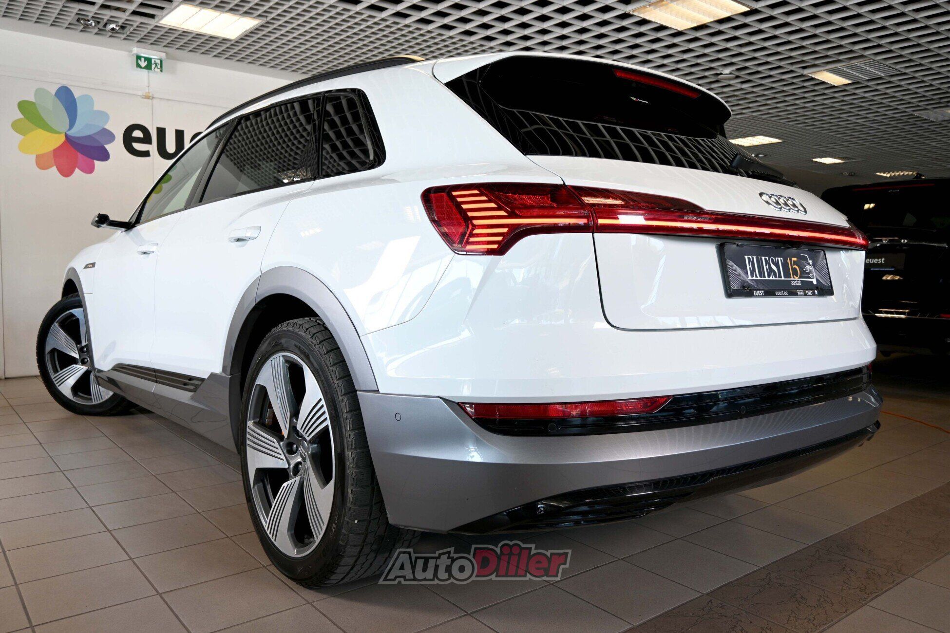Audi e-tron 2020, photo 3/10
