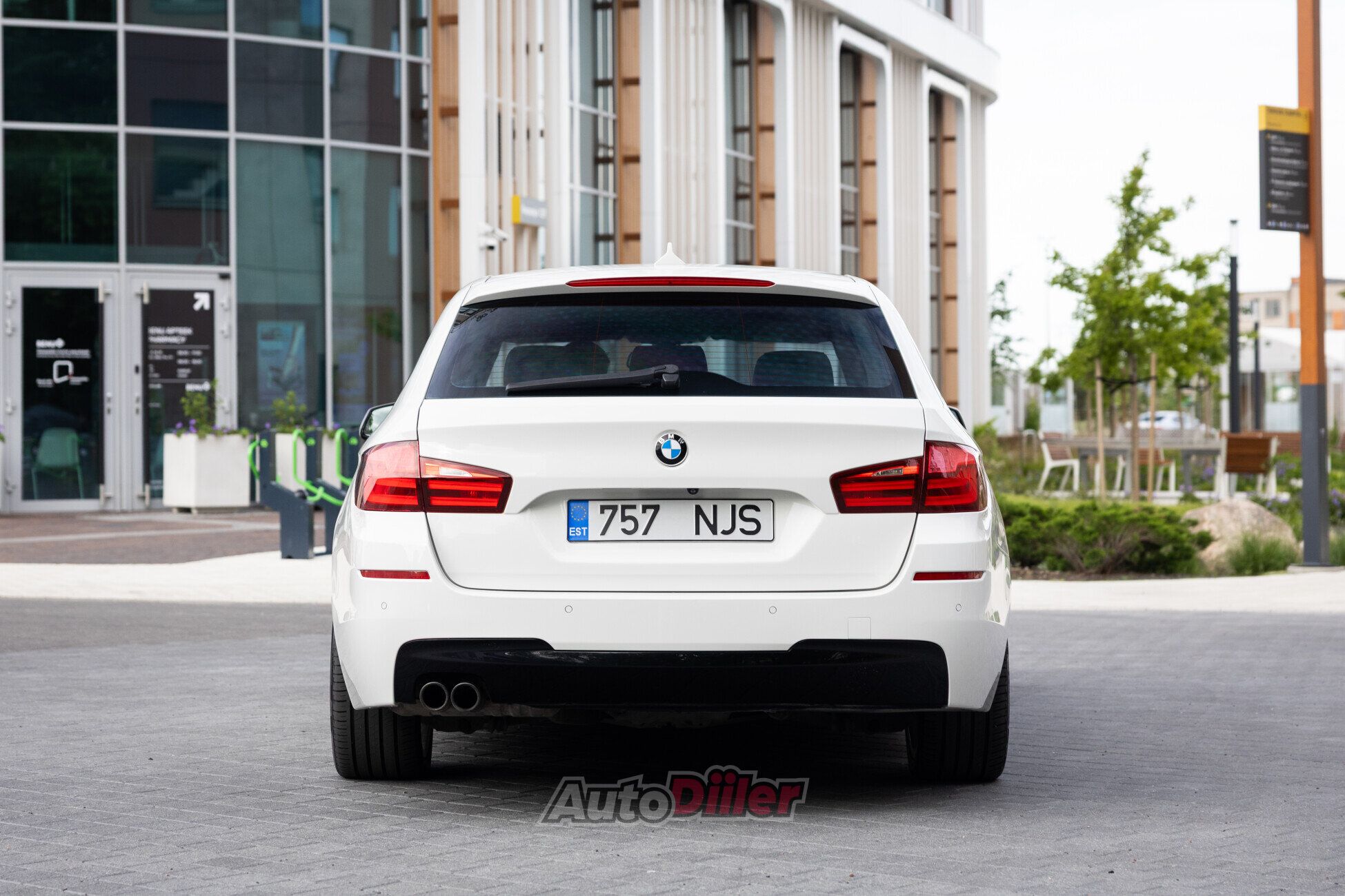 BMW 530 M-Pakett 3.0 190kW 2011, photo 7/10