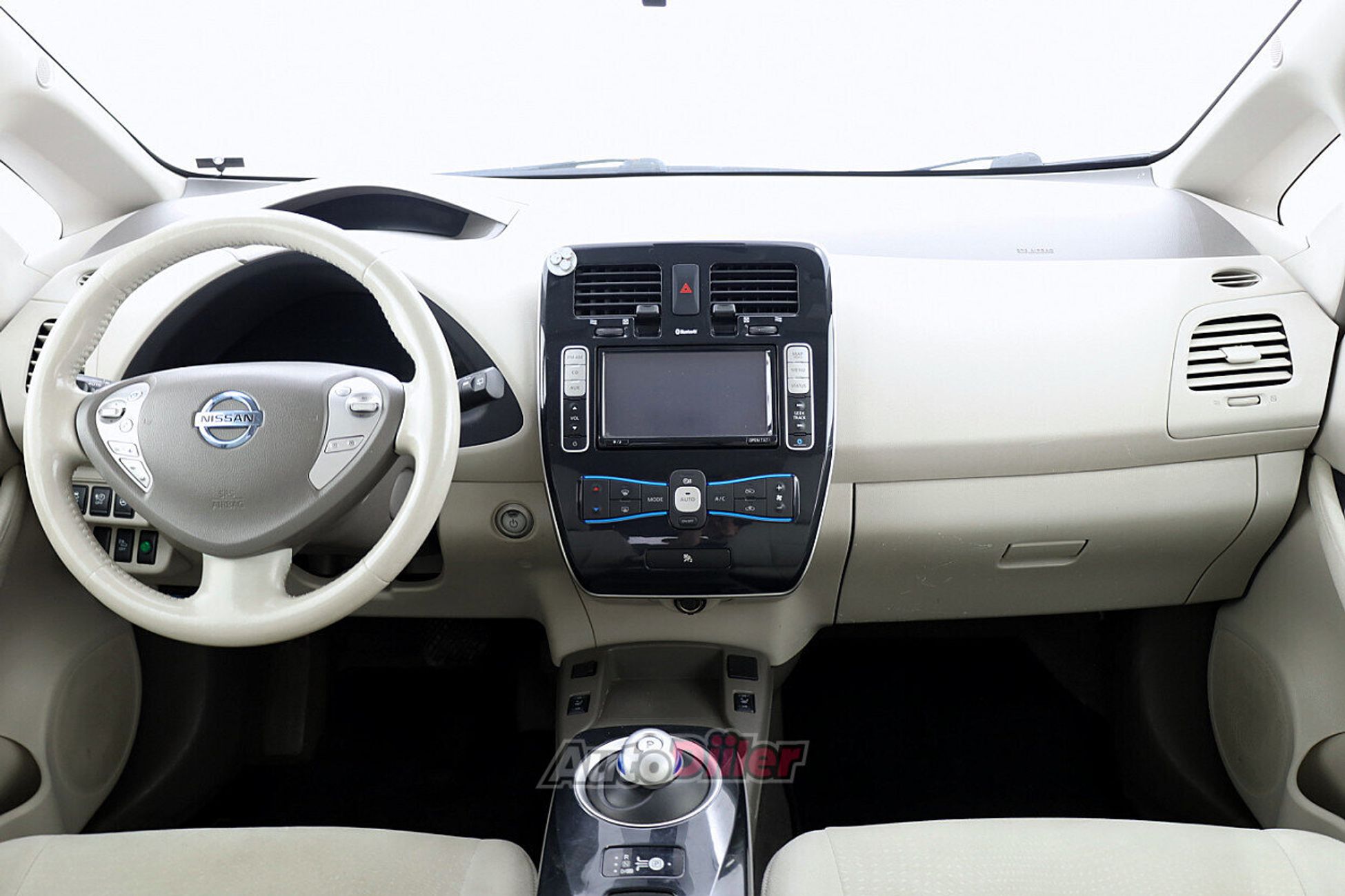 Nissan Leaf 80kW 2012, kuva 5/9