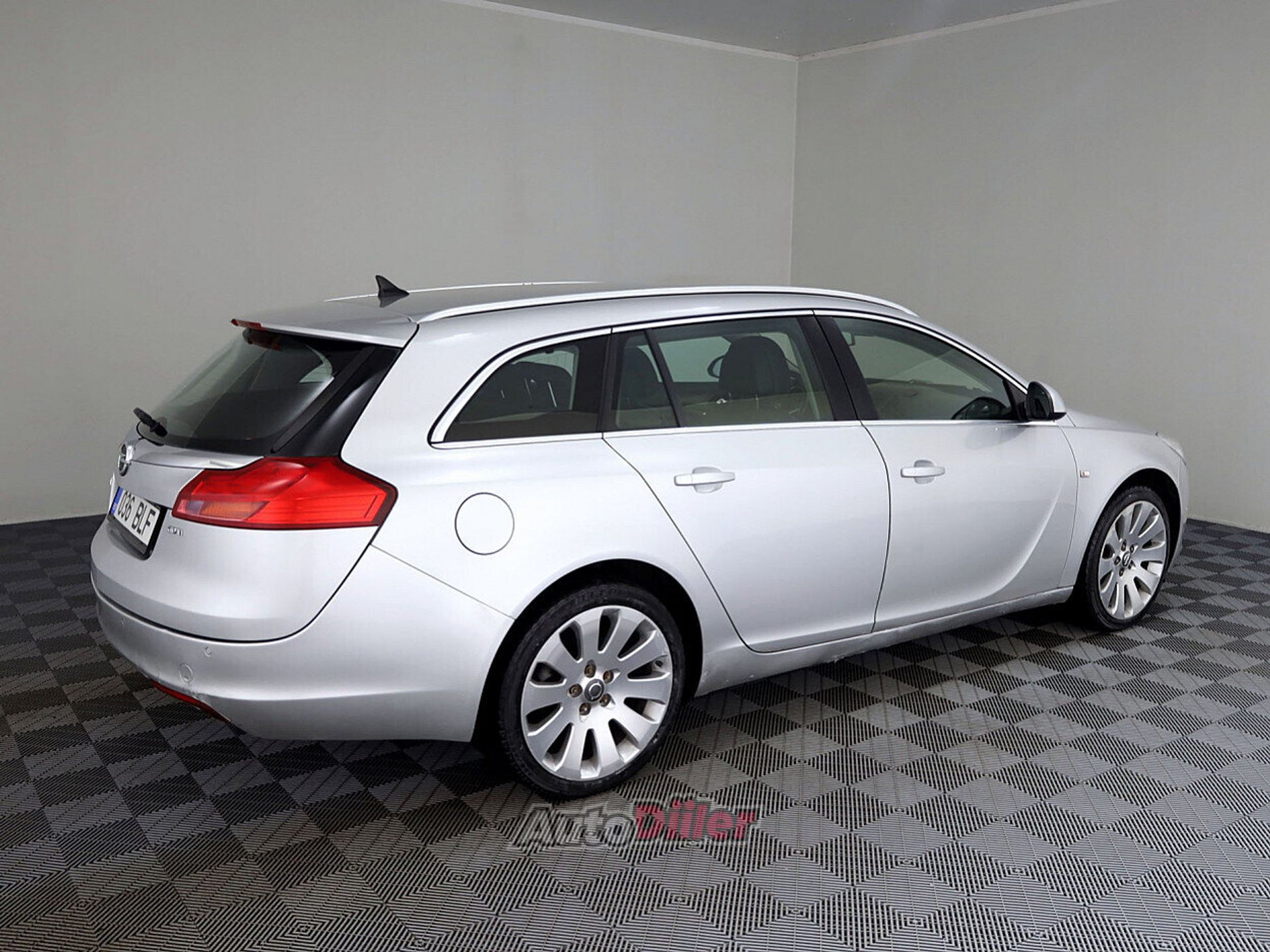Opel Insignia 2.0 96kW 2009, photo 3/7