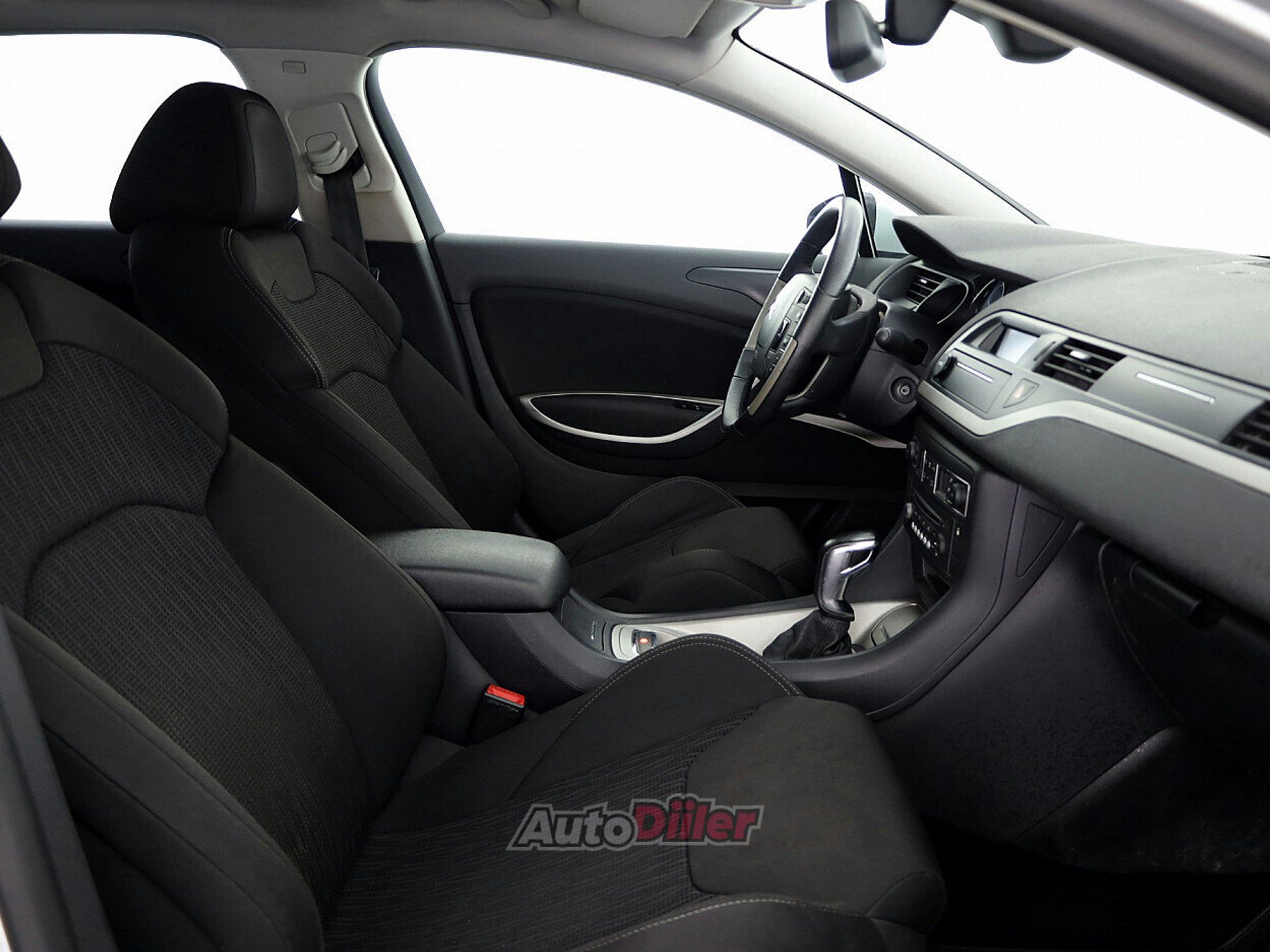 Citroen C5 1.6 115kW 2013, photo 6/8