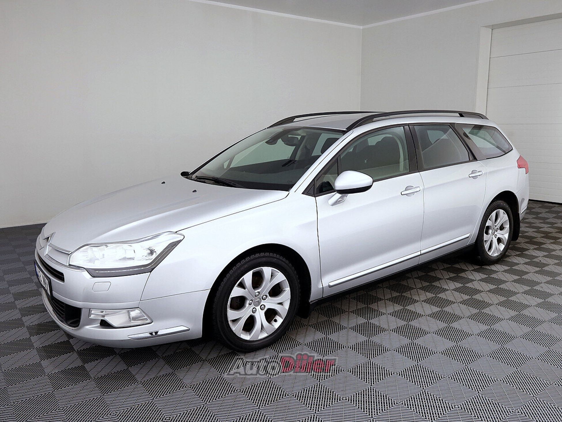 Citroen C5 1.6 115kW 2013, photo 2/8