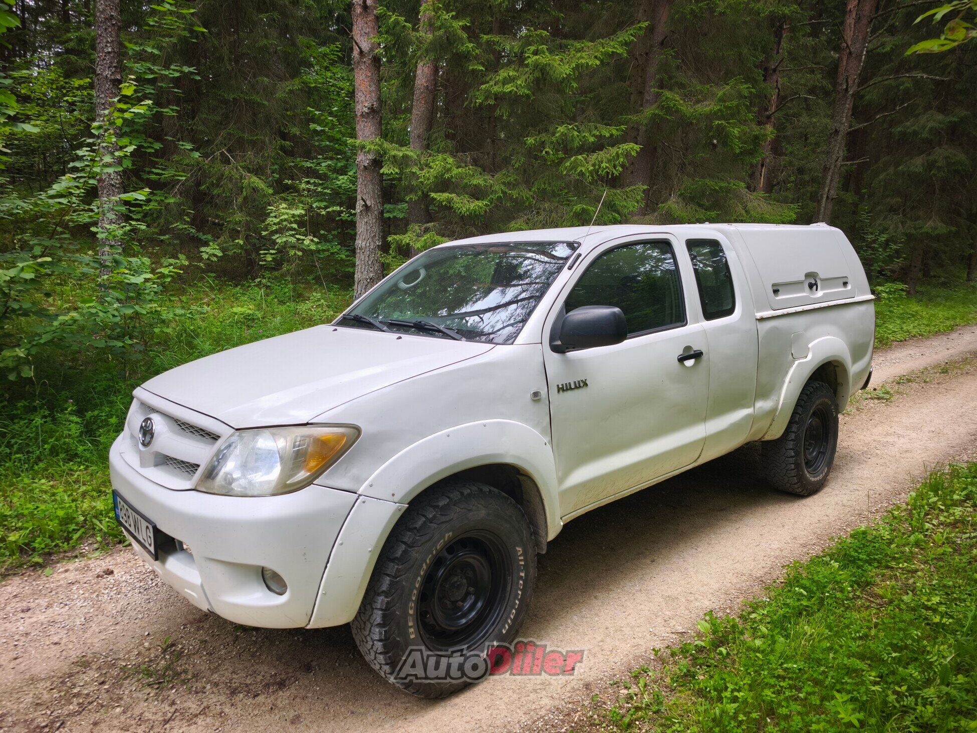 Toyota Hilux 2.5 75kW 2005, photo 2/10