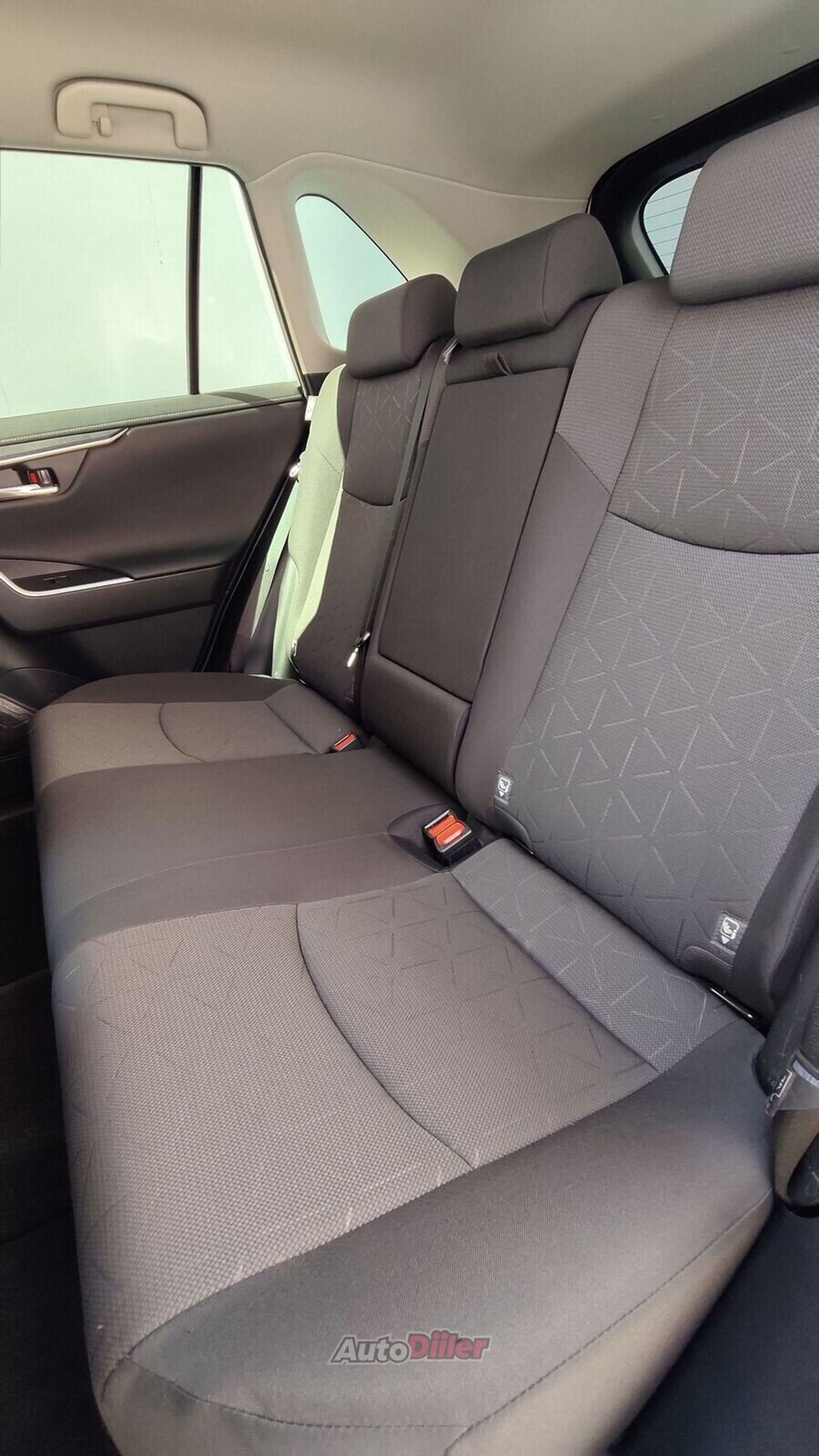 Toyota RAV4 Luxury 2.0 129kW 2021, photo 7/10