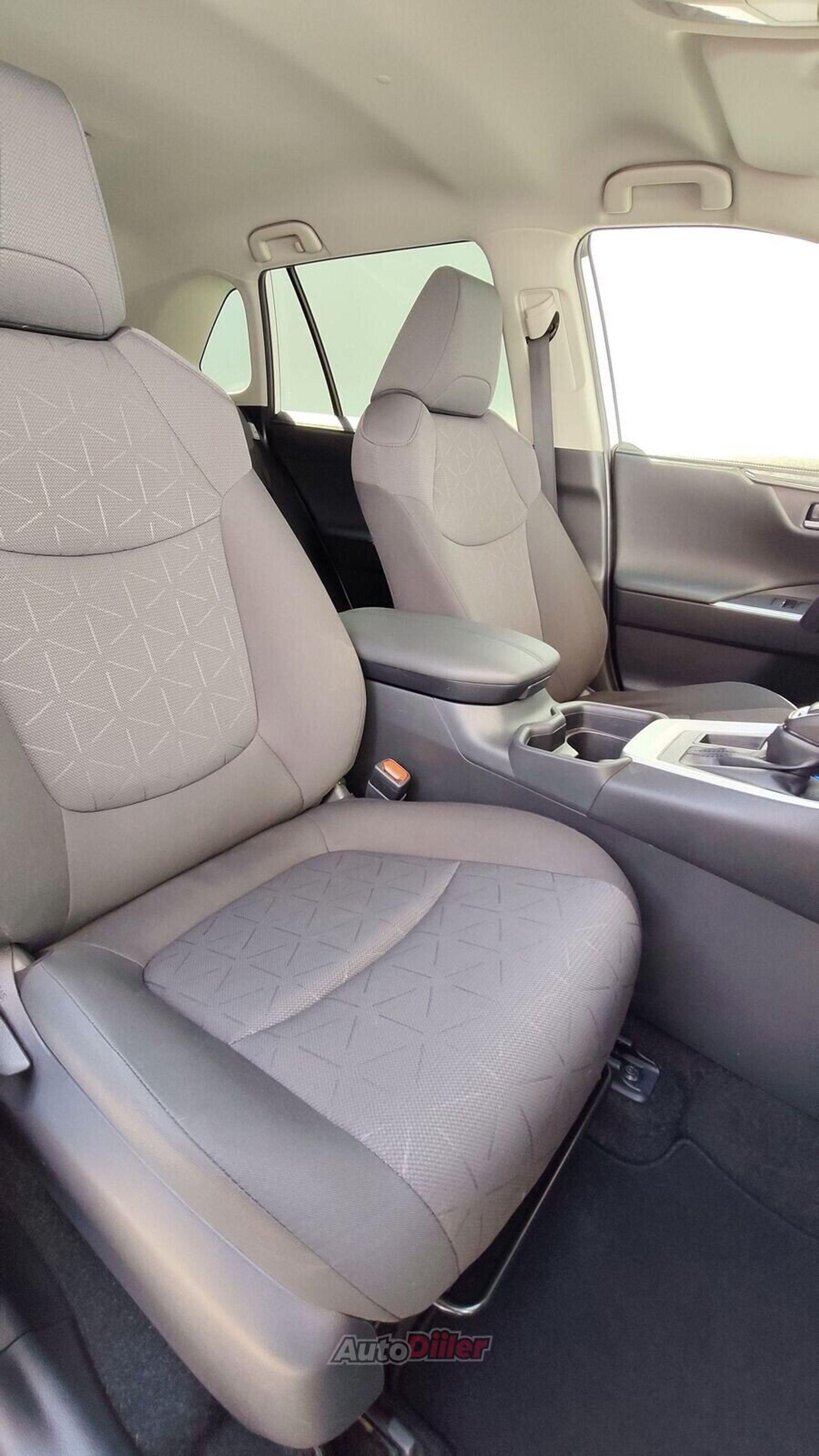 Toyota RAV4 Luxury 2.0 129kW 2021, photo 6/10