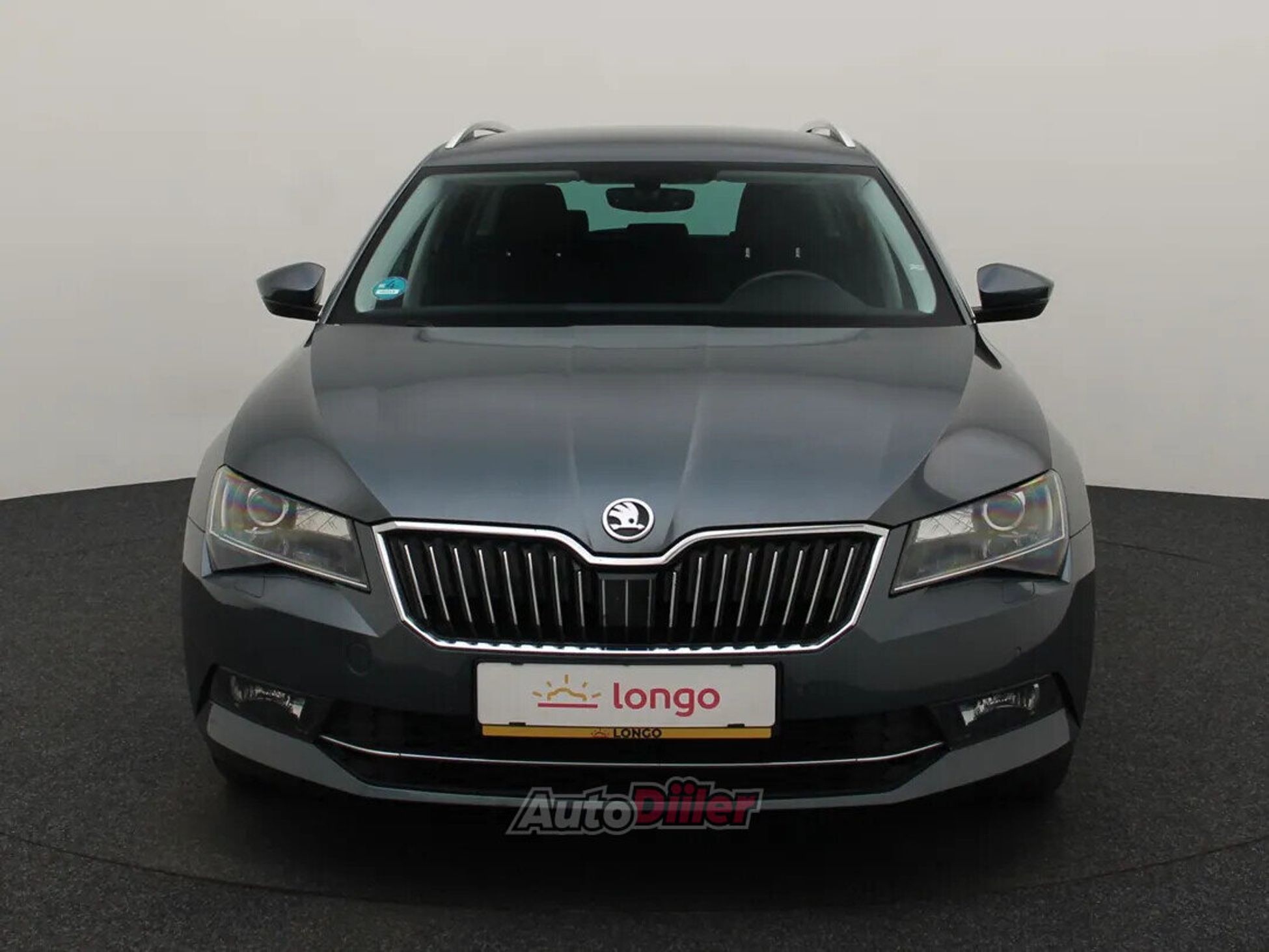 Skoda Superb Ambition Business 1.6 88kW 2015, kuva 3/10