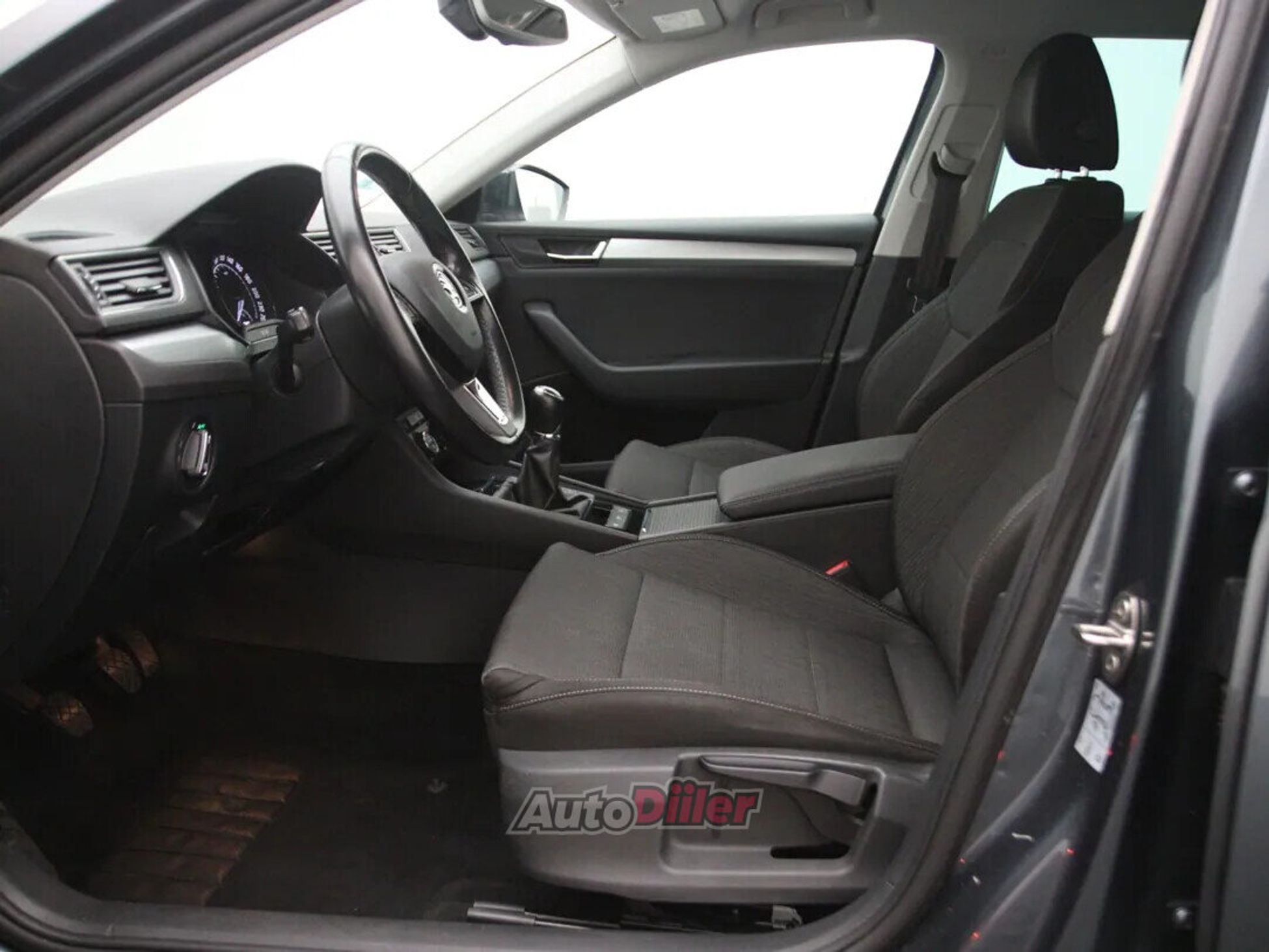 Skoda Superb Ambition Business 1.6 88kW 2015, kuva 4/10
