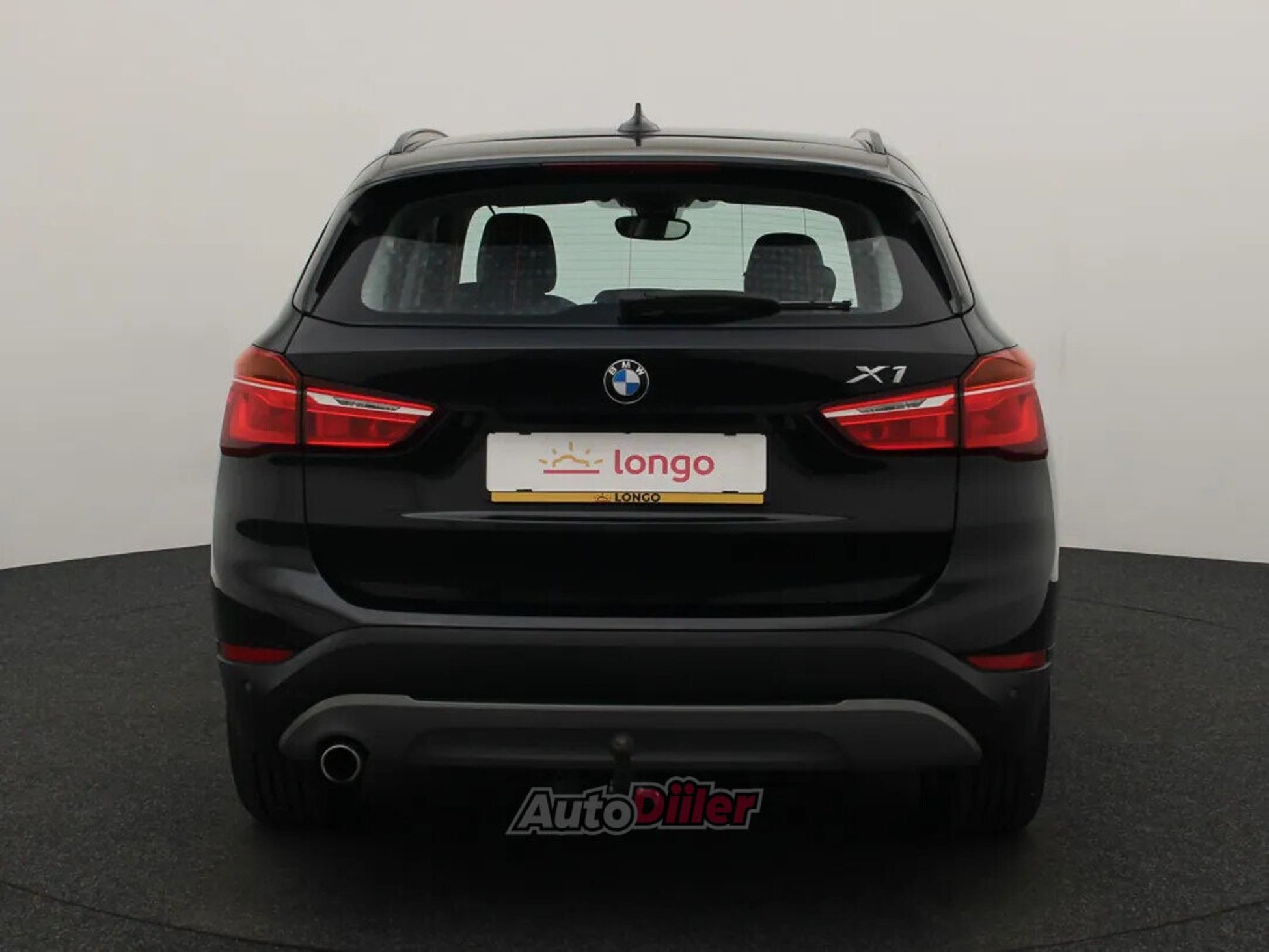 BMW X1 Essential 2.0 100kW 2016, kuva 5/10