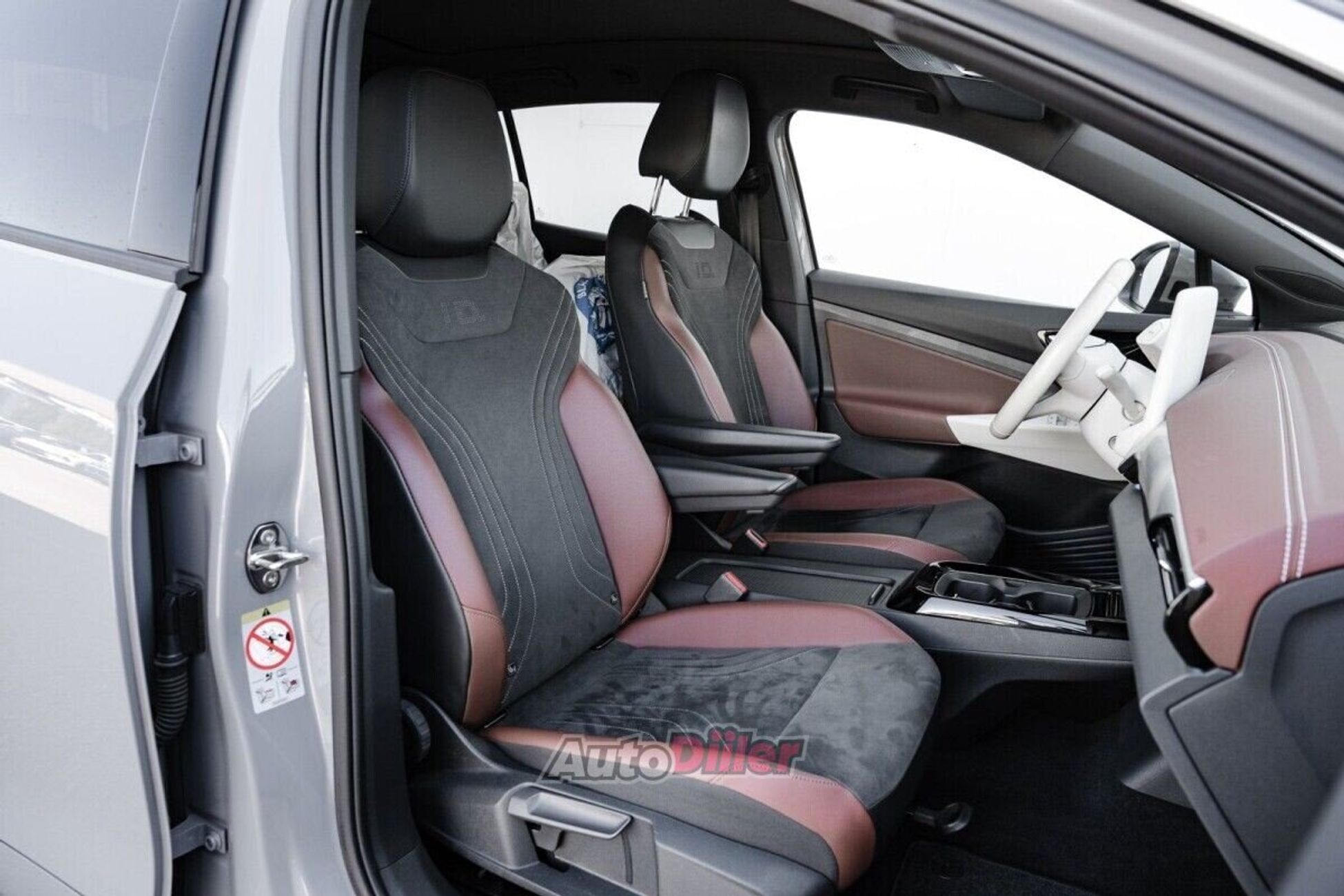 Volkswagen ID.5 150kW 2022, kuva 7/10