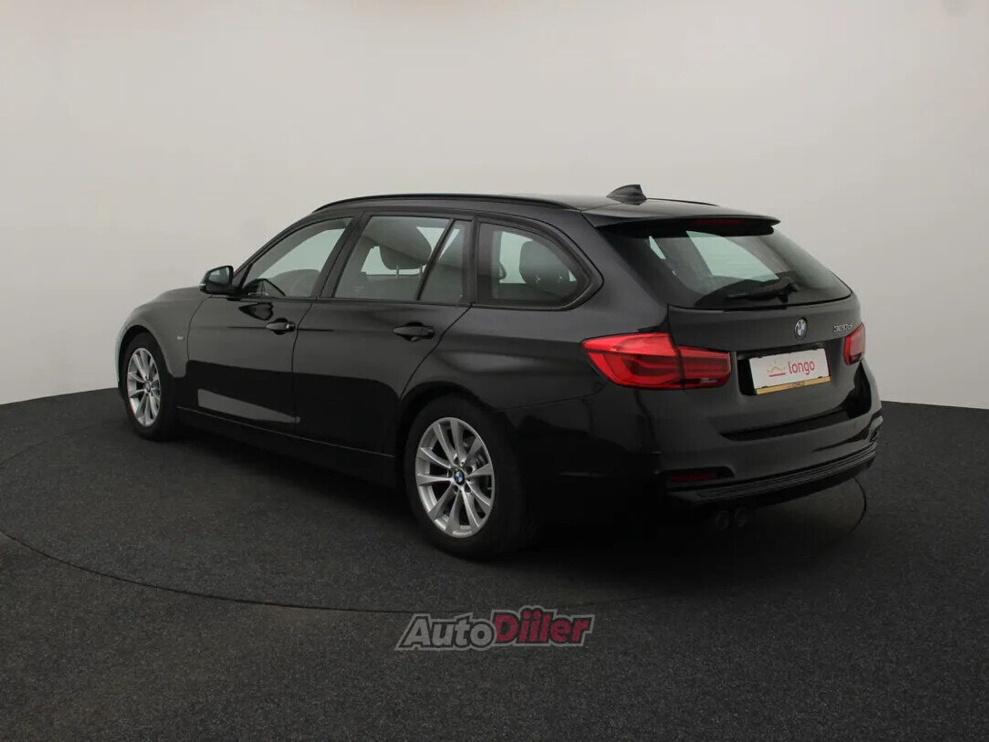 BMW 320 High Executive 2.0 120kW 2017, photo 7/10