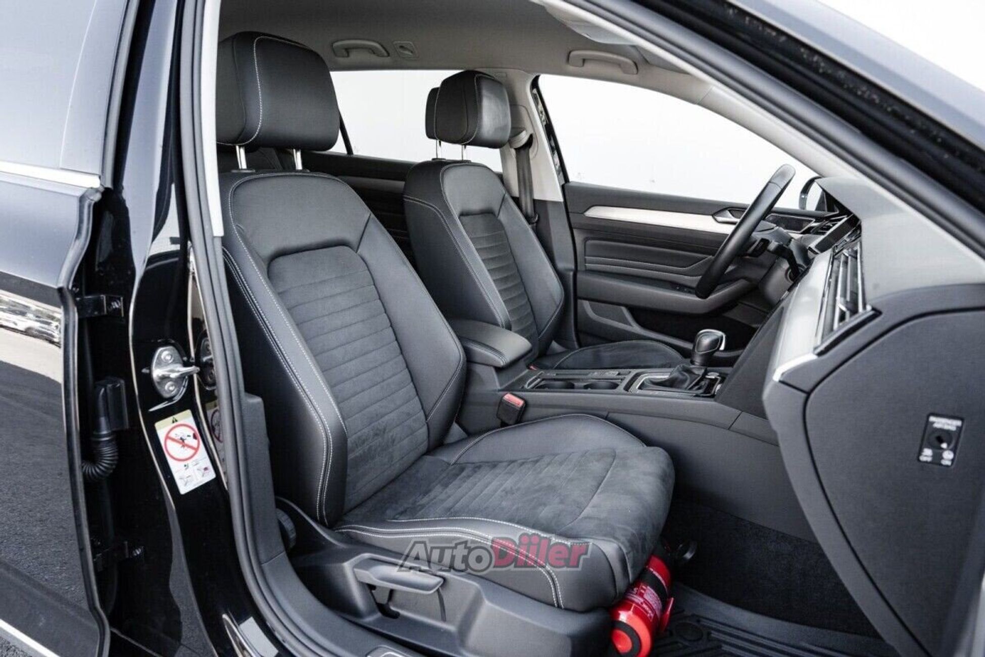 Volkswagen Passat 2.0 110kW 2022, photo 7/10