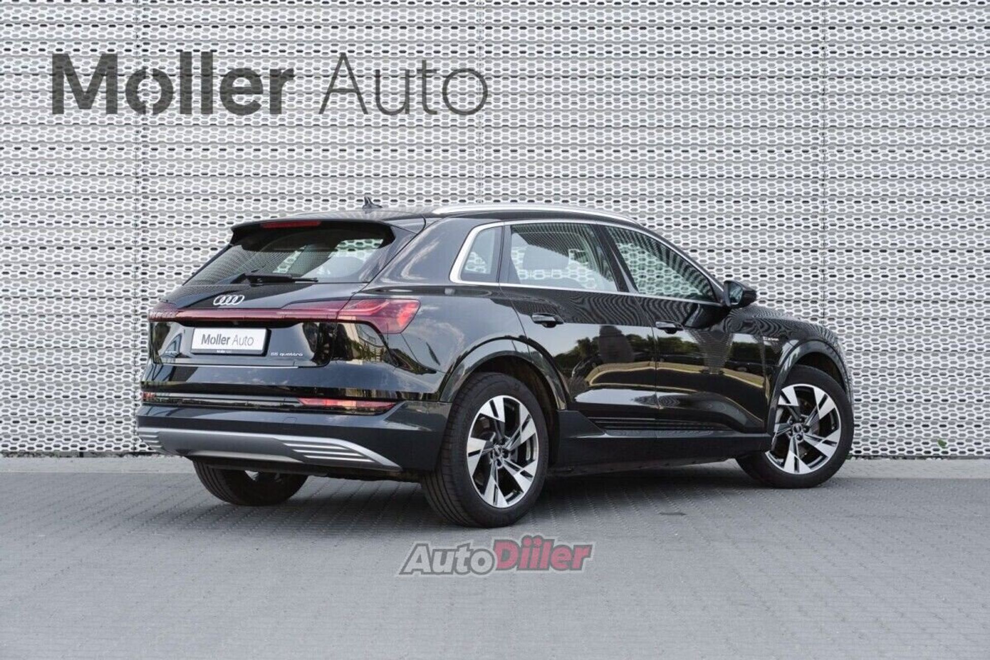 Audi e-tron 301kW 2022, photo 4/10