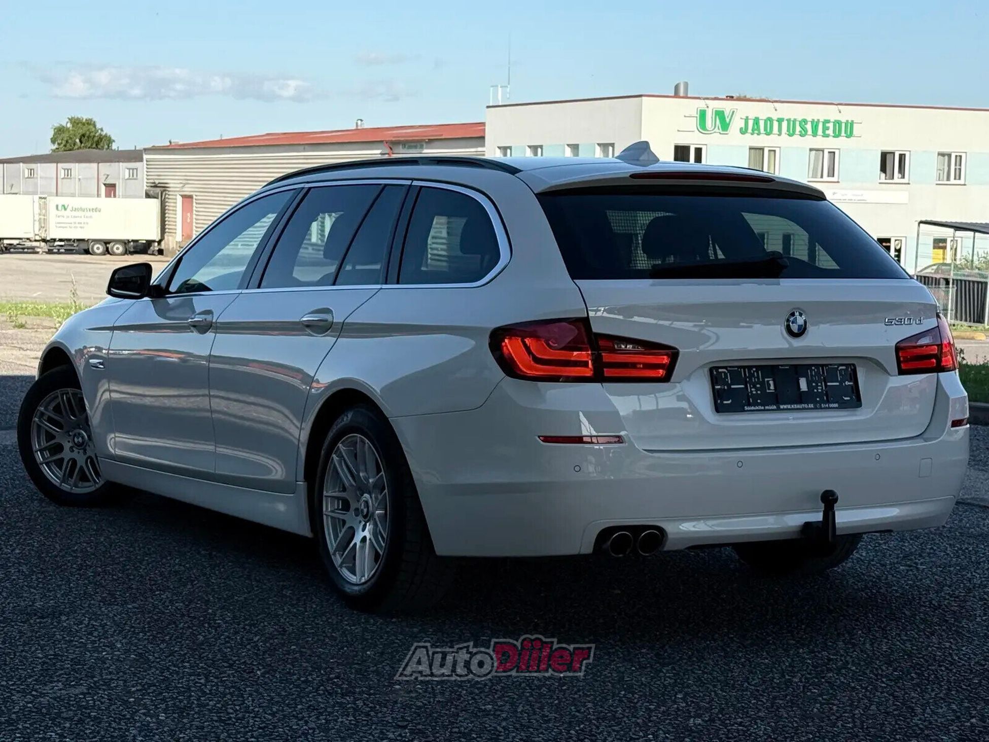 BMW 530 2013, kuva 2/10