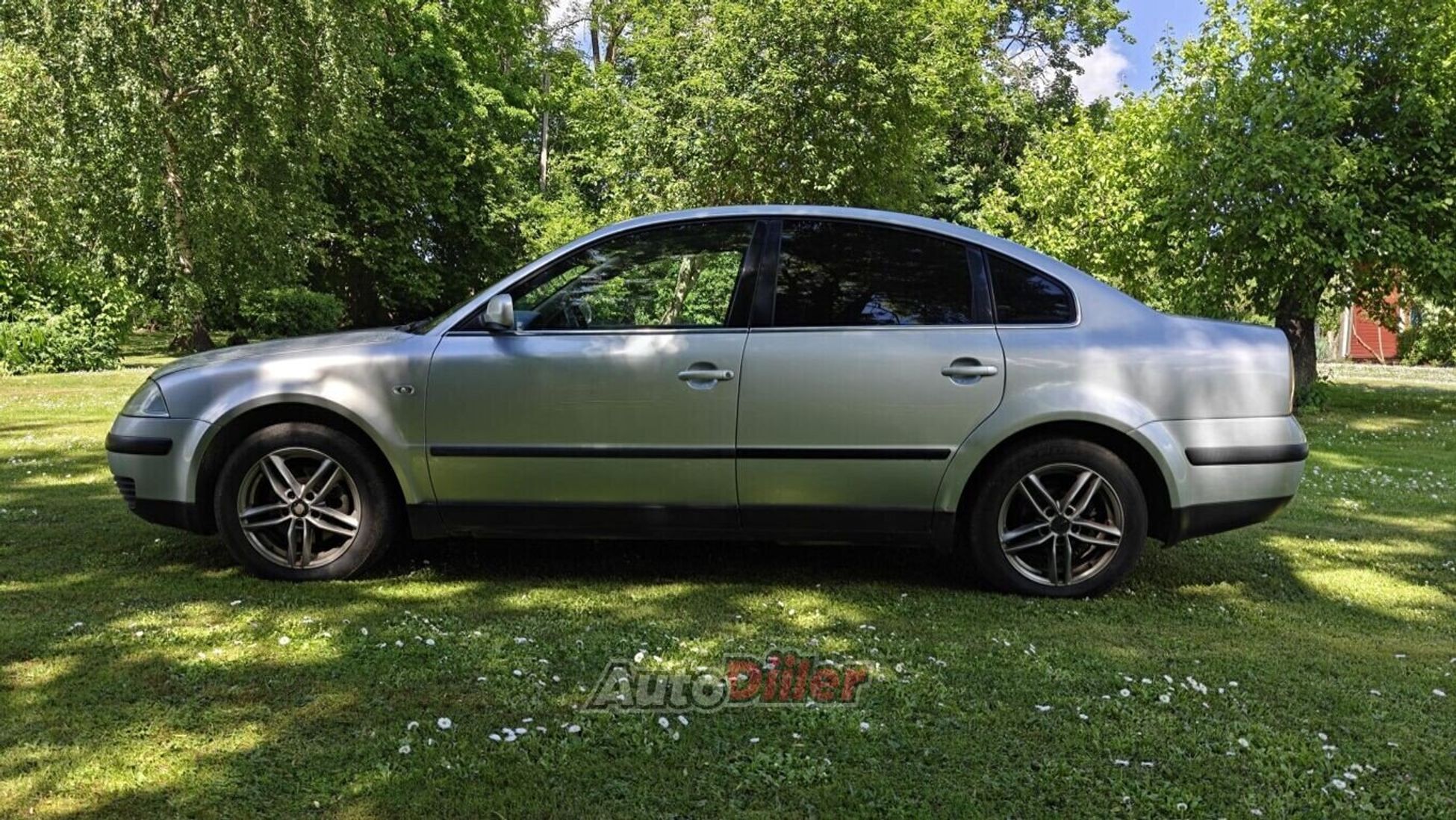 Volkswagen Passat 4 motion 2.0 85kW 2002, photo 2/9
