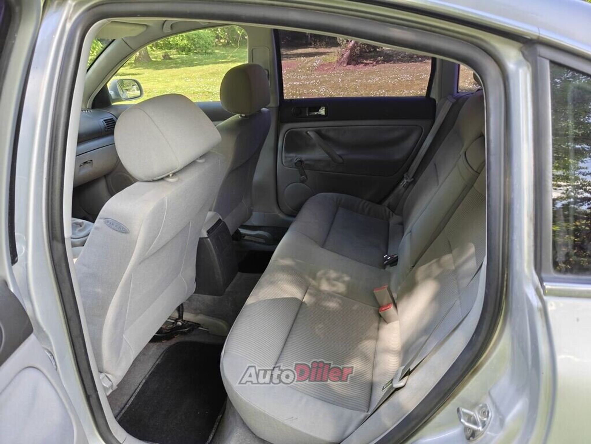 Volkswagen Passat 4 motion 2.0 85kW 2002, photo 7/9