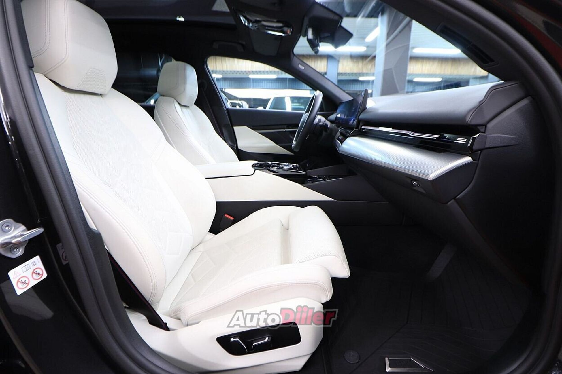 BMW 530 M-Sportpakett 2.0 140kW 2024, kuva 7/10