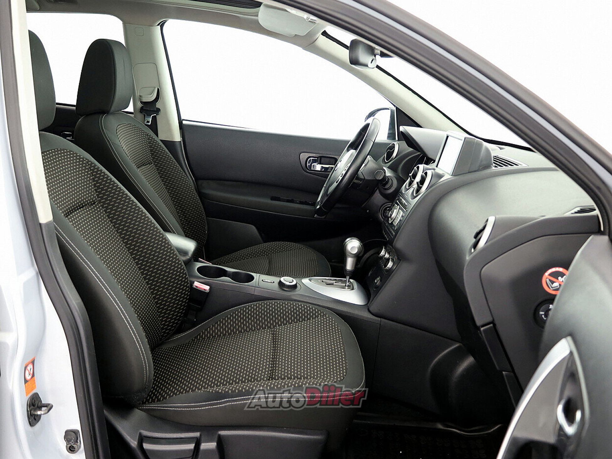 Nissan Qashqai 2.0 110kW 2008, photo 6/8