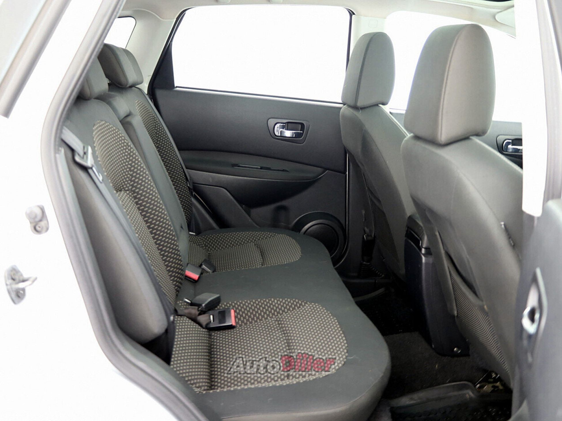Nissan Qashqai 2.0 110kW 2008, photo 7/8