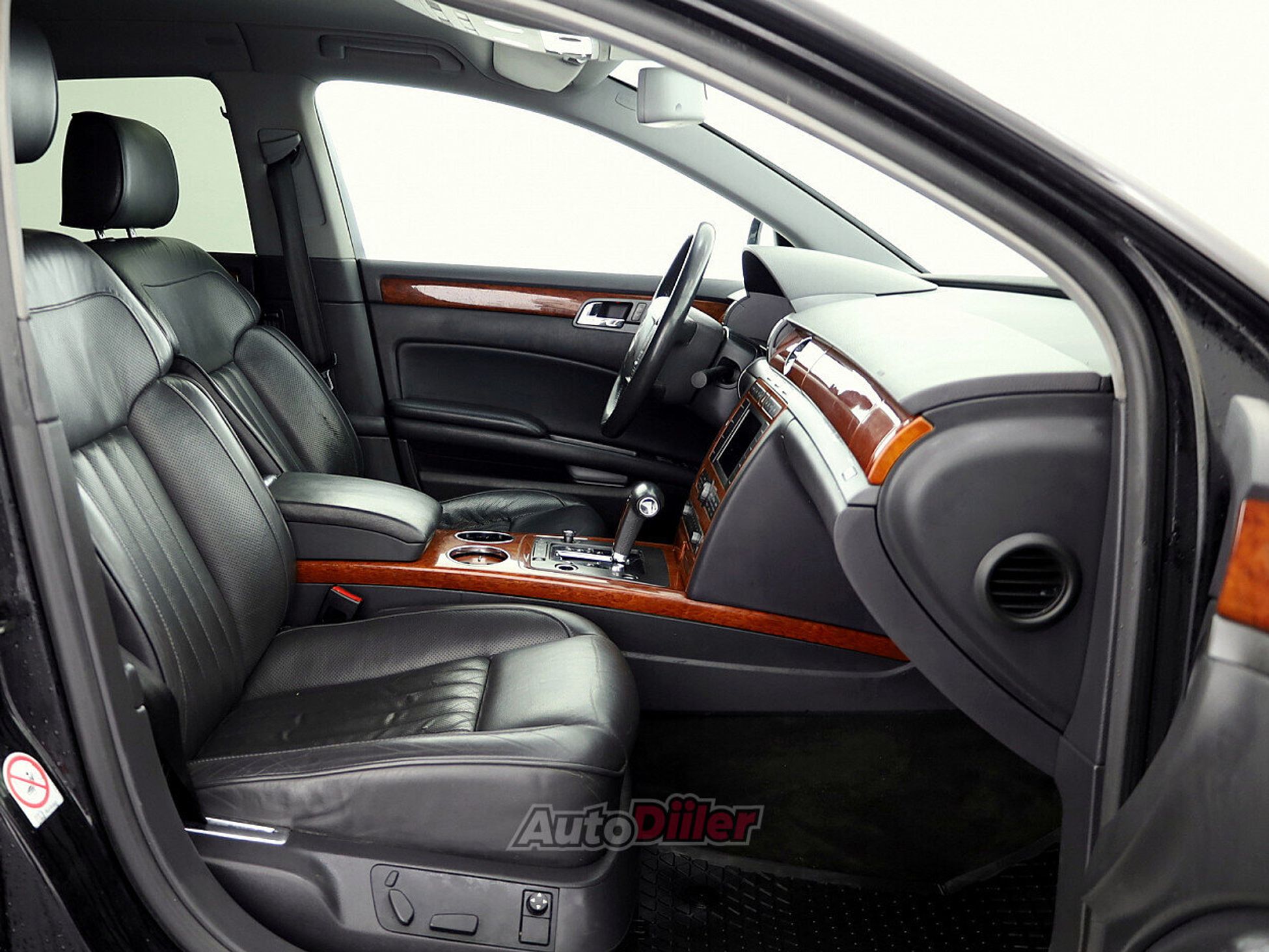 Volkswagen Phaeton 3.2 177kW 2006, photo 6/8