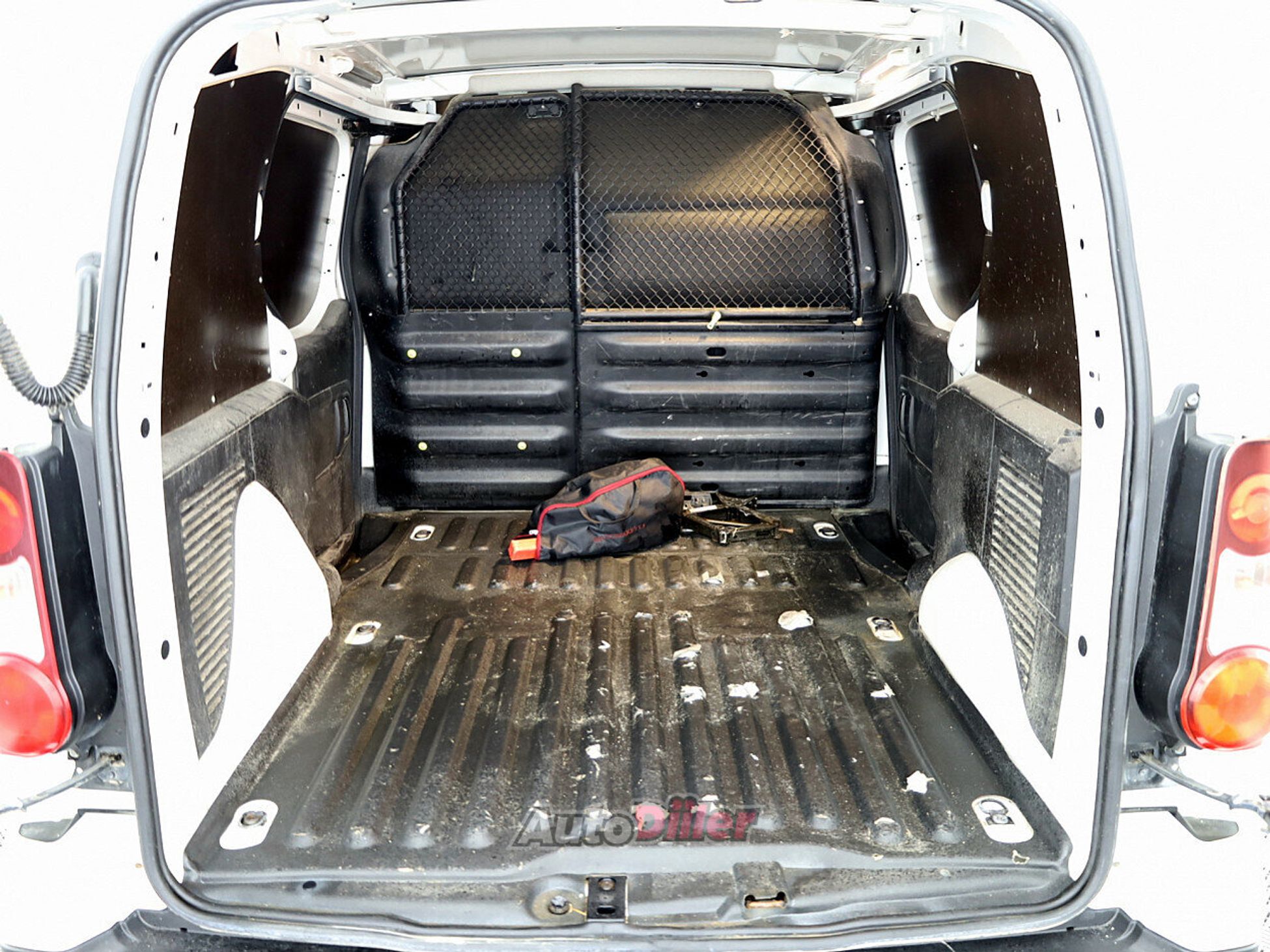 Peugeot Partner 1.6 55kW 2018, kuva 8/8