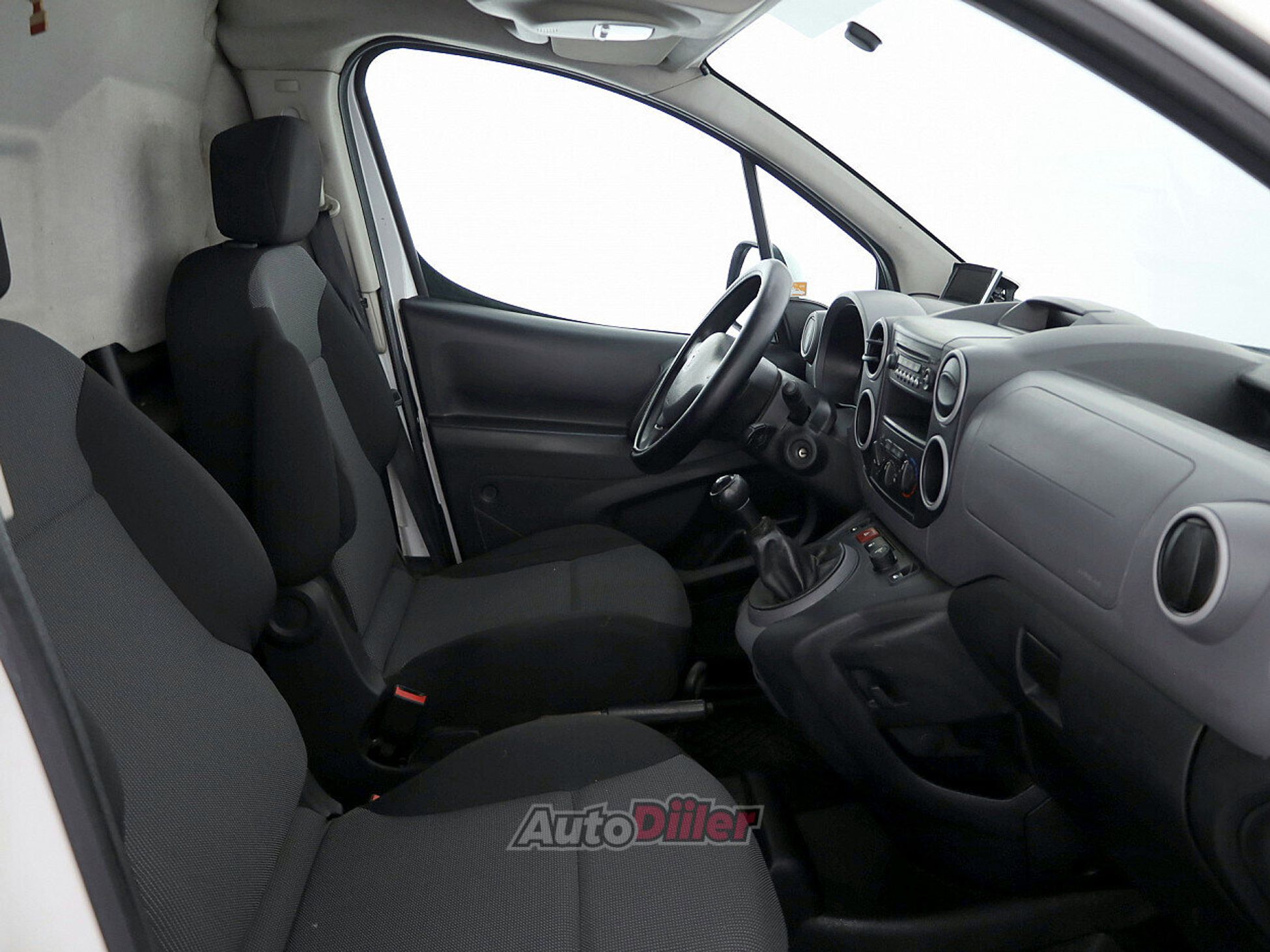 Peugeot Partner 1.6 55kW 2018, kuva 6/8