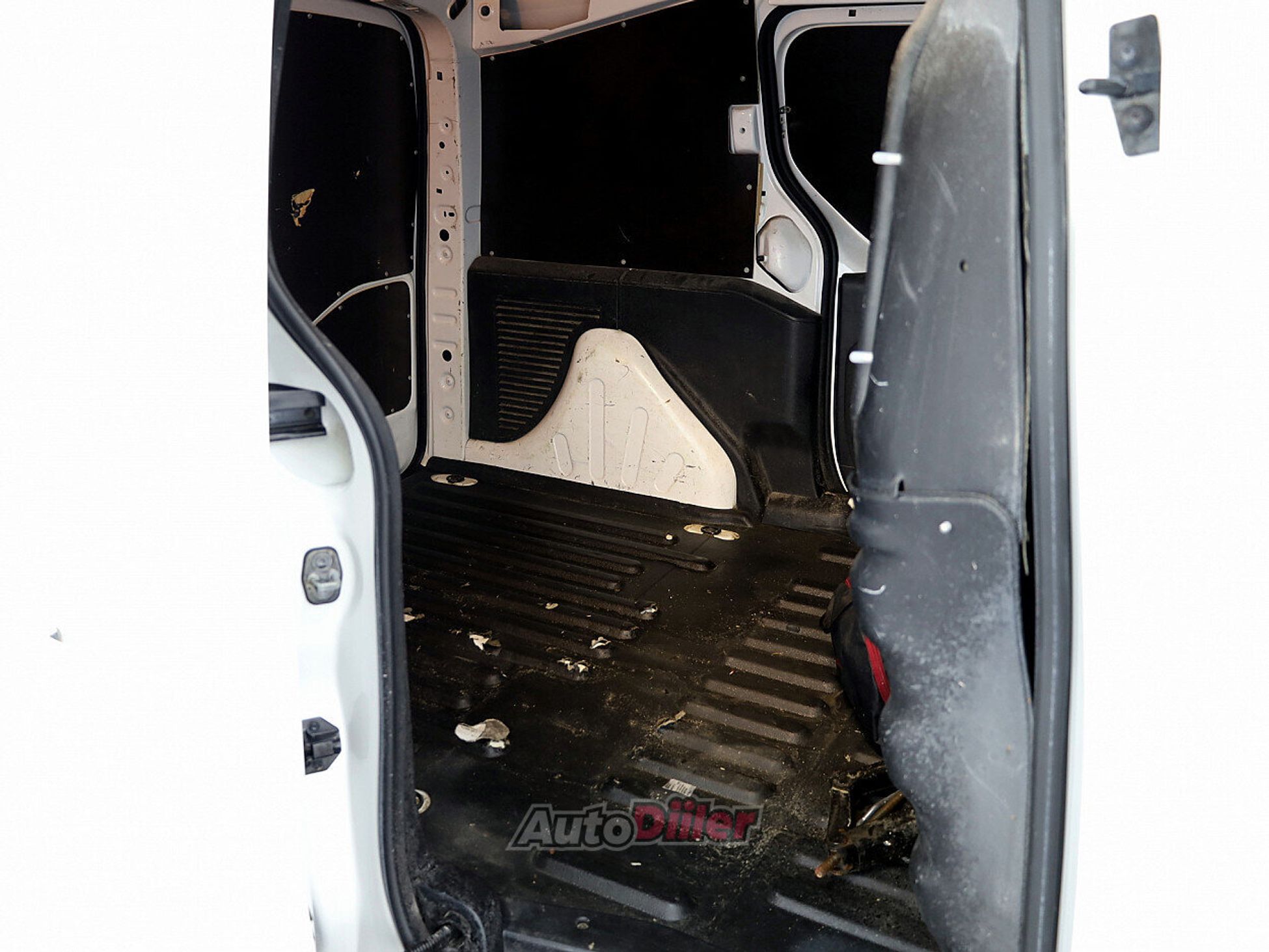 Peugeot Partner 1.6 55kW 2018, kuva 7/8
