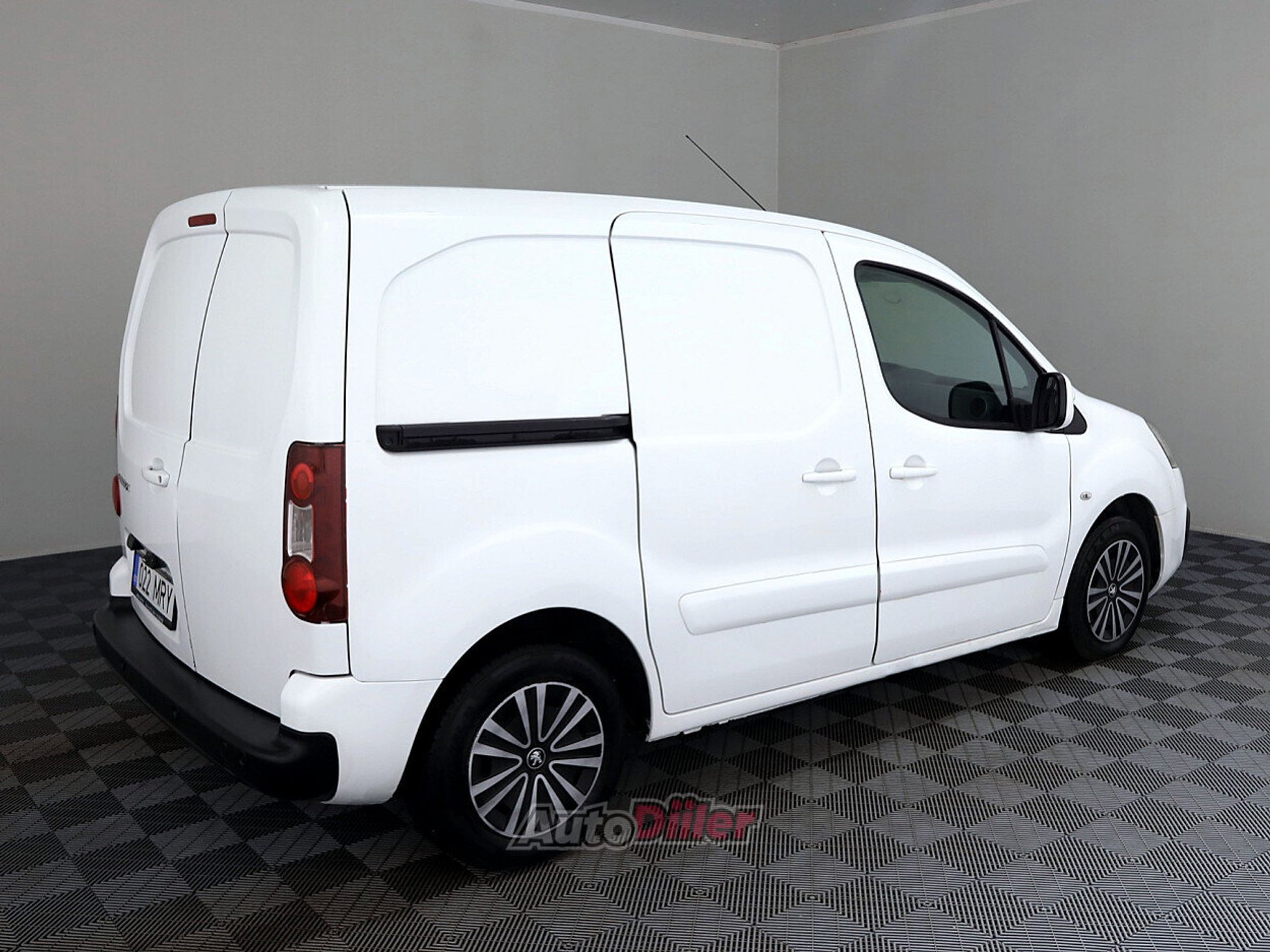 Peugeot Partner 1.6 55kW 2018, kuva 3/8