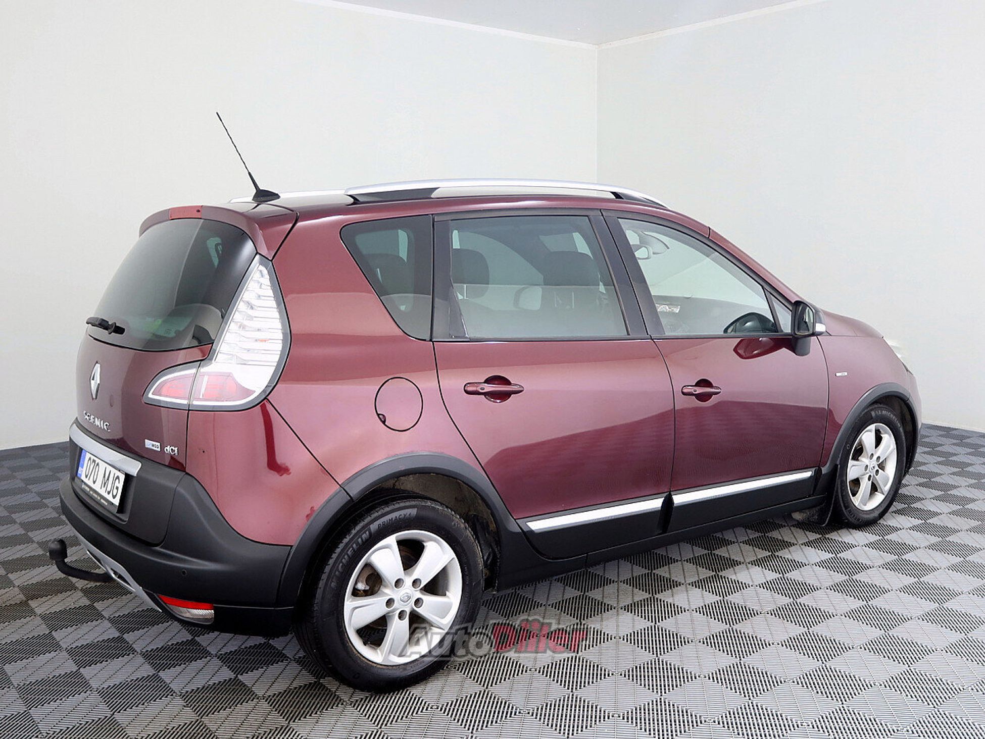 Renault Scenic 1.6 96kW 2013, photo 3/9