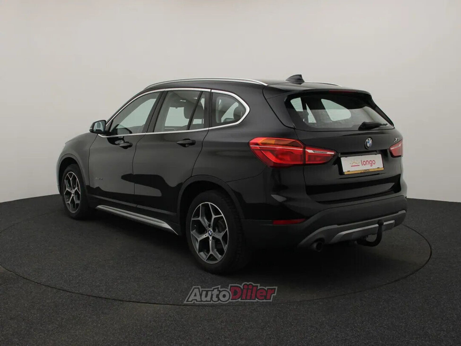 BMW X1 Executive 1.5 100kW 2017, kuva 7/10