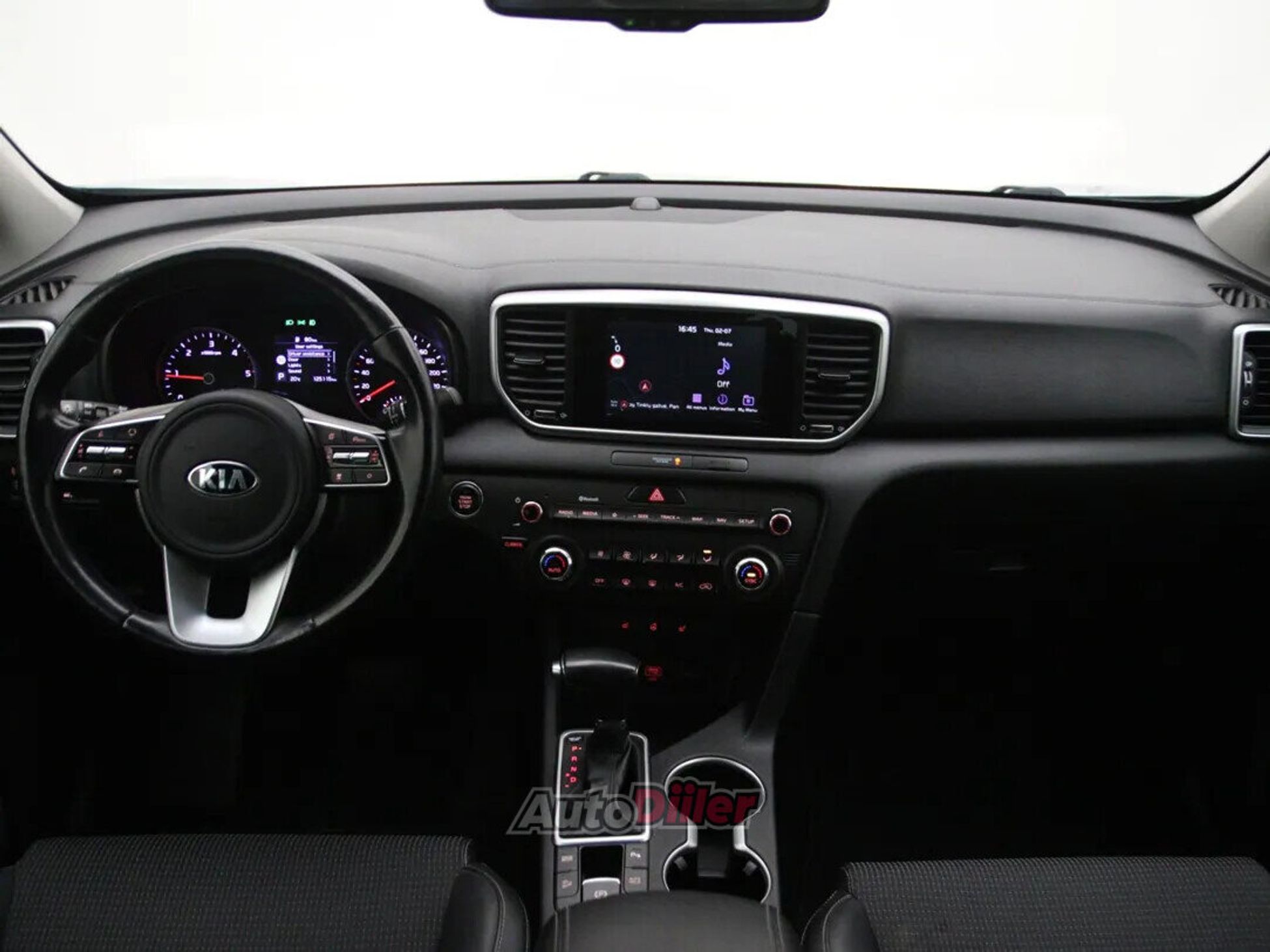 Kia Sportage DynamicLine 1.6 100kW 2020, photo 2/10