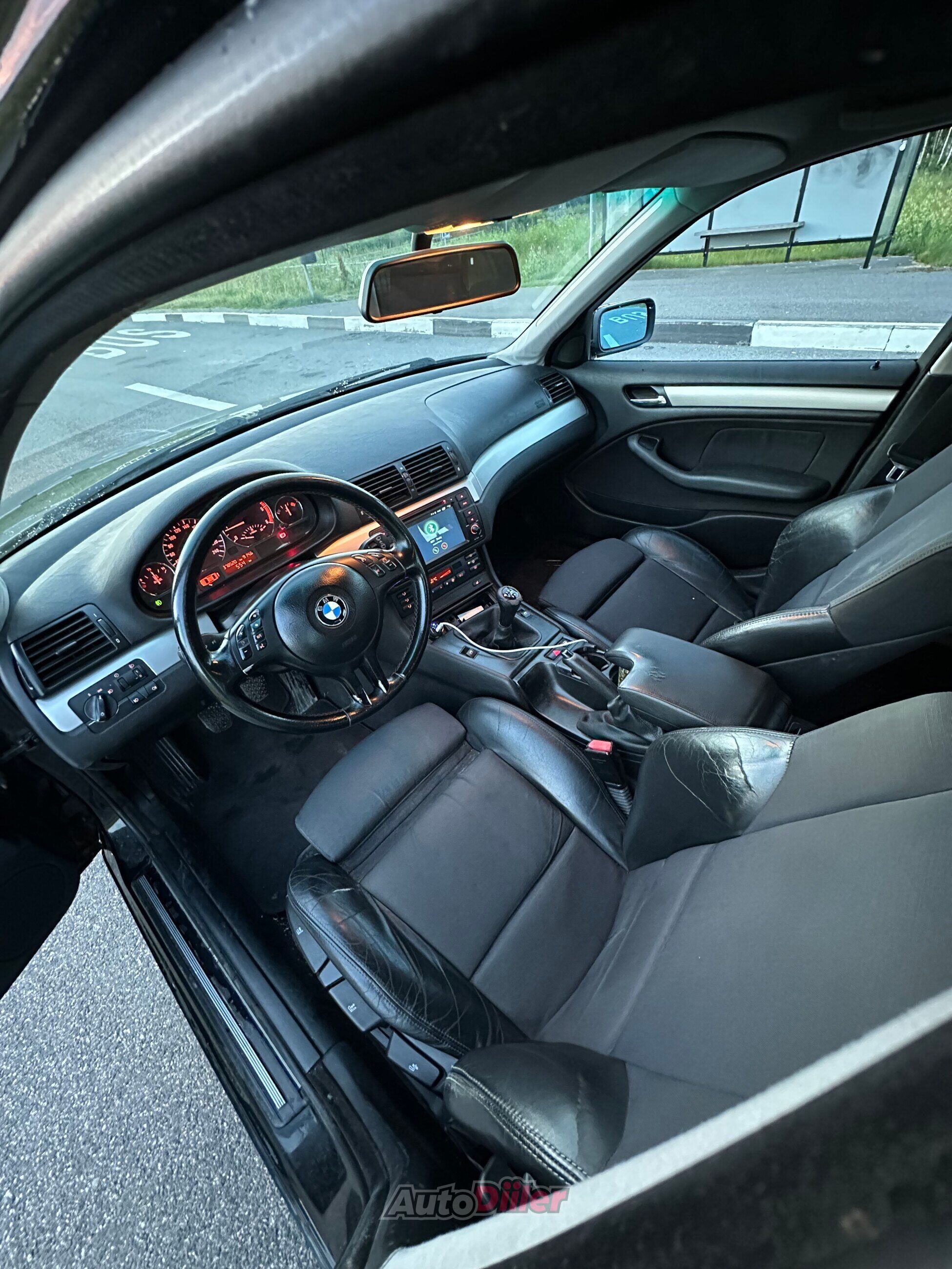 BMW 320 m-pakett 2.0 110kW 2003, photo 5/7