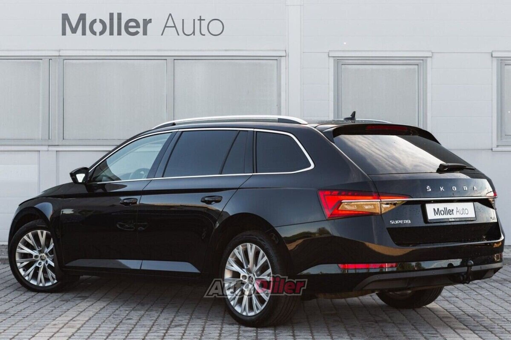 Skoda Superb 2.0 147kW 2023, photo 3/10