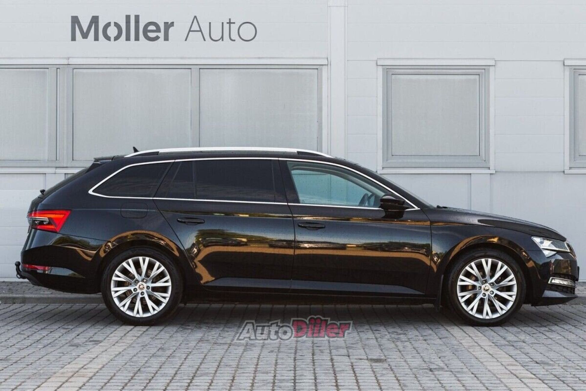 Skoda Superb 2.0 147kW 2023, photo 6/10
