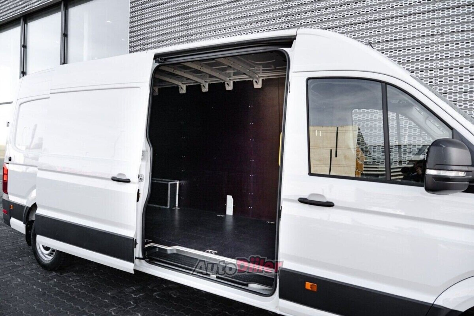 Volkswagen Crafter 2.0 103kW 2025, photo 6/10