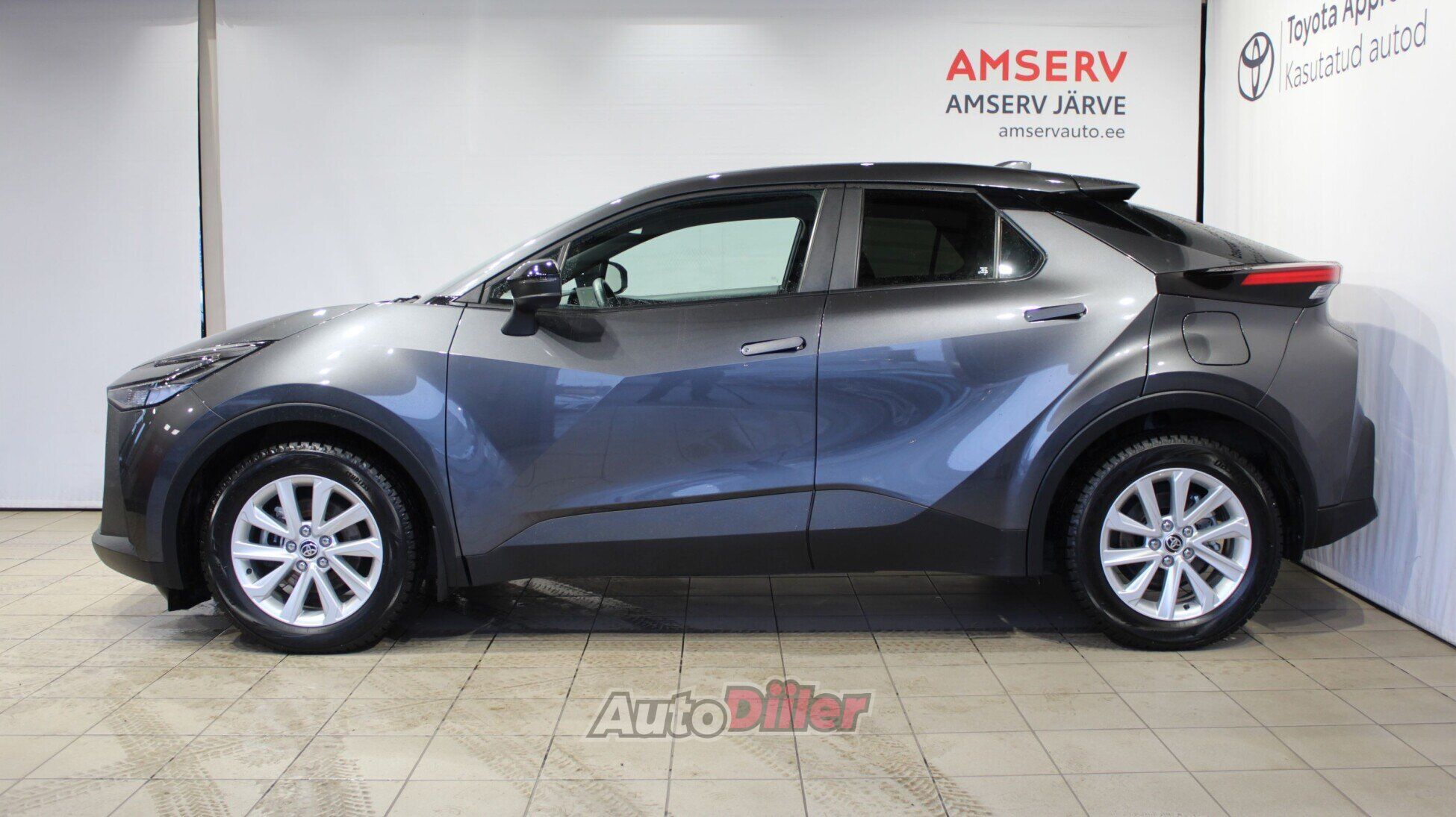Toyota C-HR Active 1.8 72kW 2024, photo 3/10