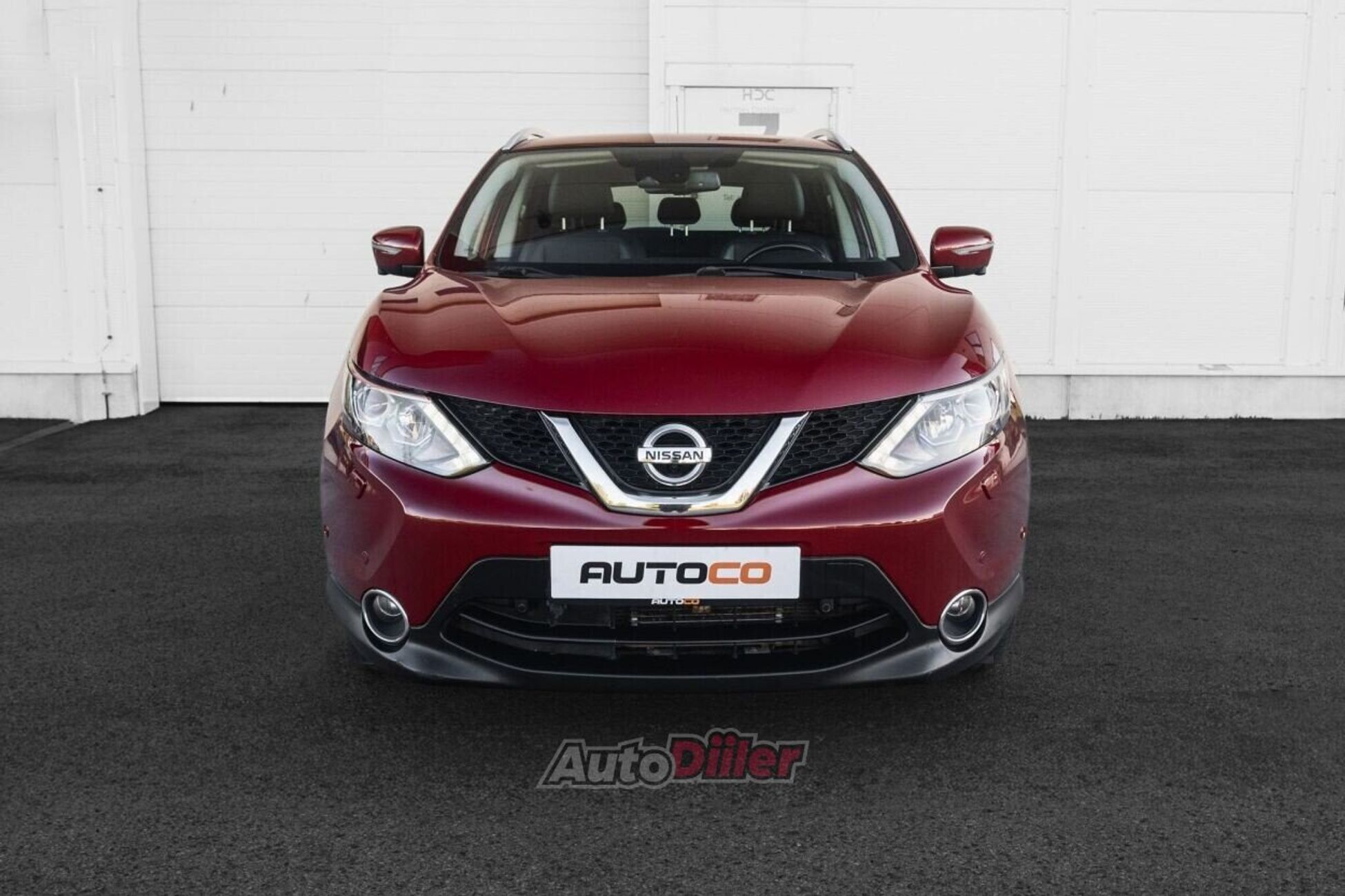 Nissan Qashqai Tekna Premium 1.2 85kW 2015, photo 2/10