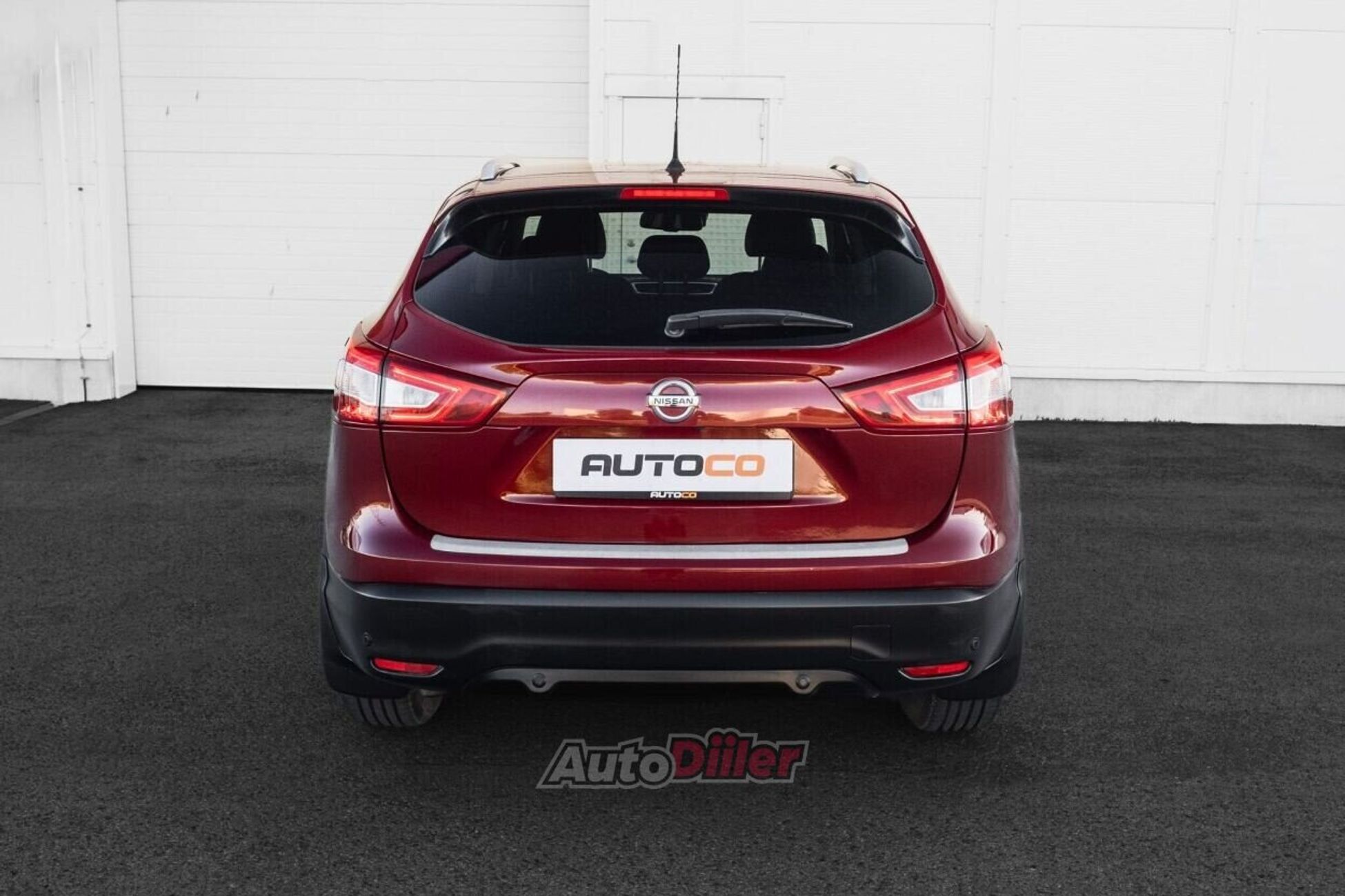 Nissan Qashqai Tekna Premium 1.2 85kW 2015, photo 7/10