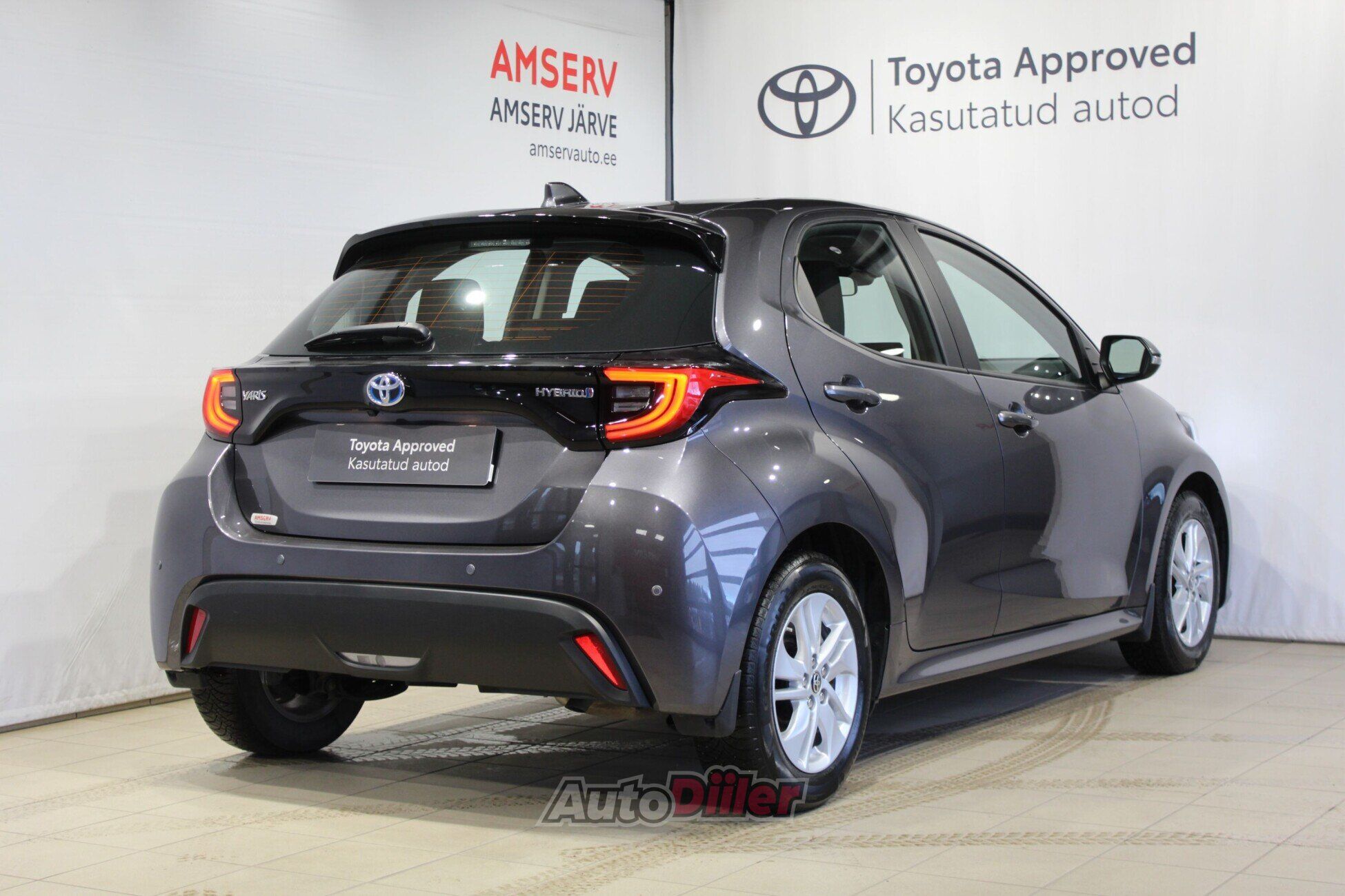 Toyota Yaris Petrol, Automatic 1.5 68kW 2022, kuva 2/10