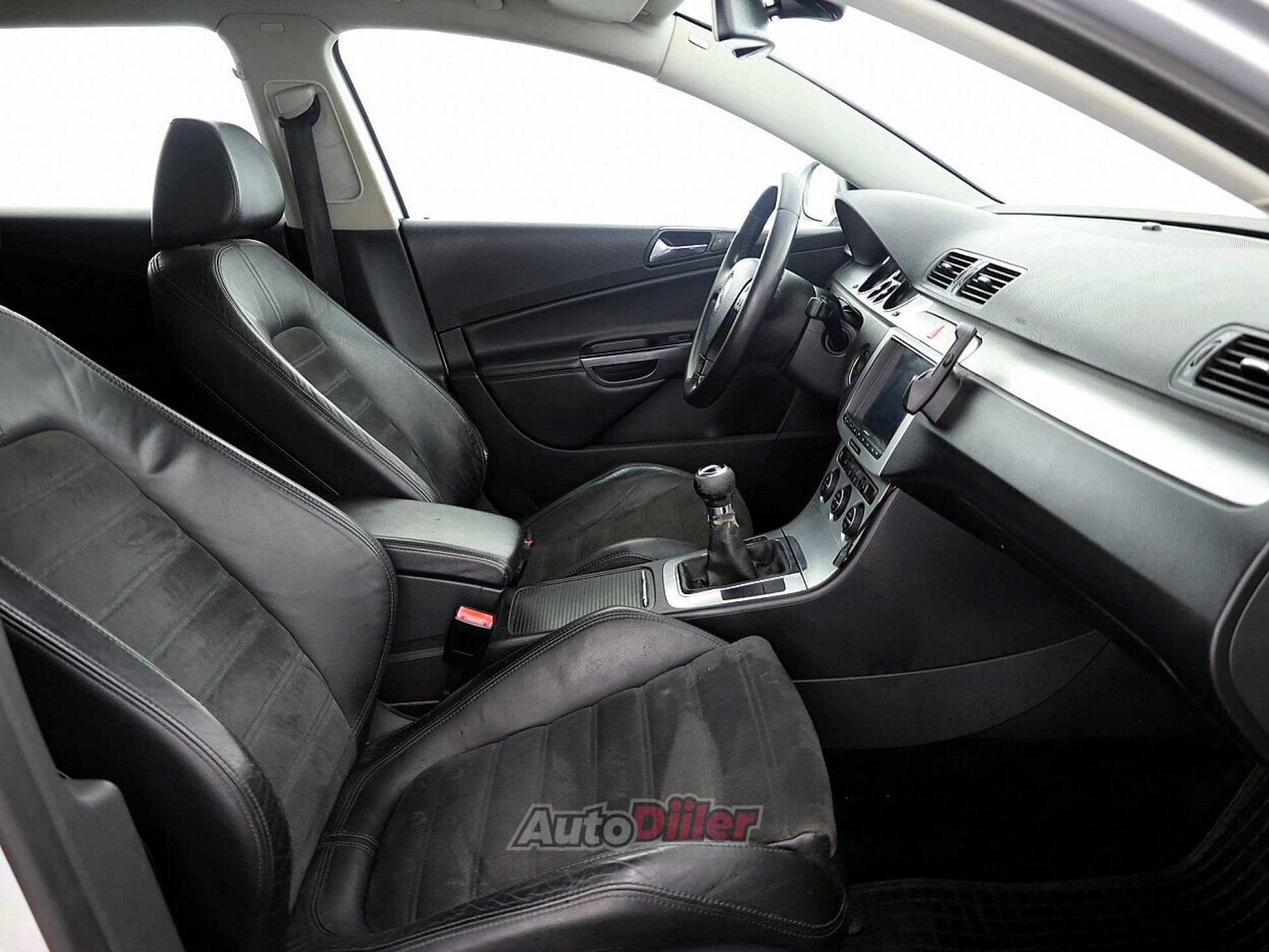Volkswagen Passat 2.0 125kW 2007, kuva 6/7